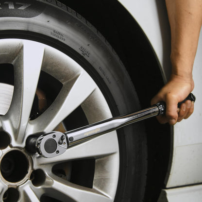 EPAuto 1/2-inch Drive Click Torque Wrench, 10~150 ft./lb, 13.6~203.5 N/m - Available at All In One Marketplace Canada