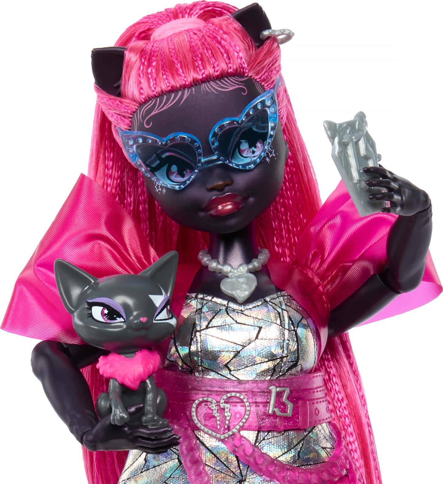 Monster High Catty Noir Doll with Pet Cat Amulette and Accessories Like Backpack, Music Book, Microphone and More 🍁 All In One Marketplace Canada