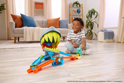 Hot Wheels City Shark Chomp Beach Playset & 1:64 Scale Toy Car 🍁 All In One Marketplace Canada