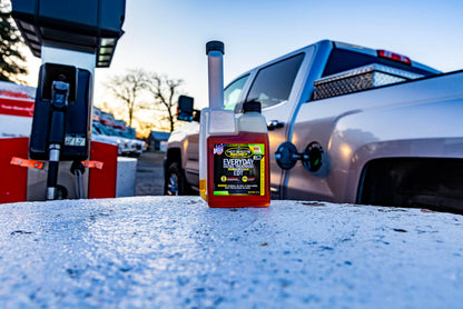 Hot Shot's Secret Everyday Diesel Treatment 16 Ounce Squeeze Bottle (HSSEDT16ZS) 🍁 All In One Marketplace Canada