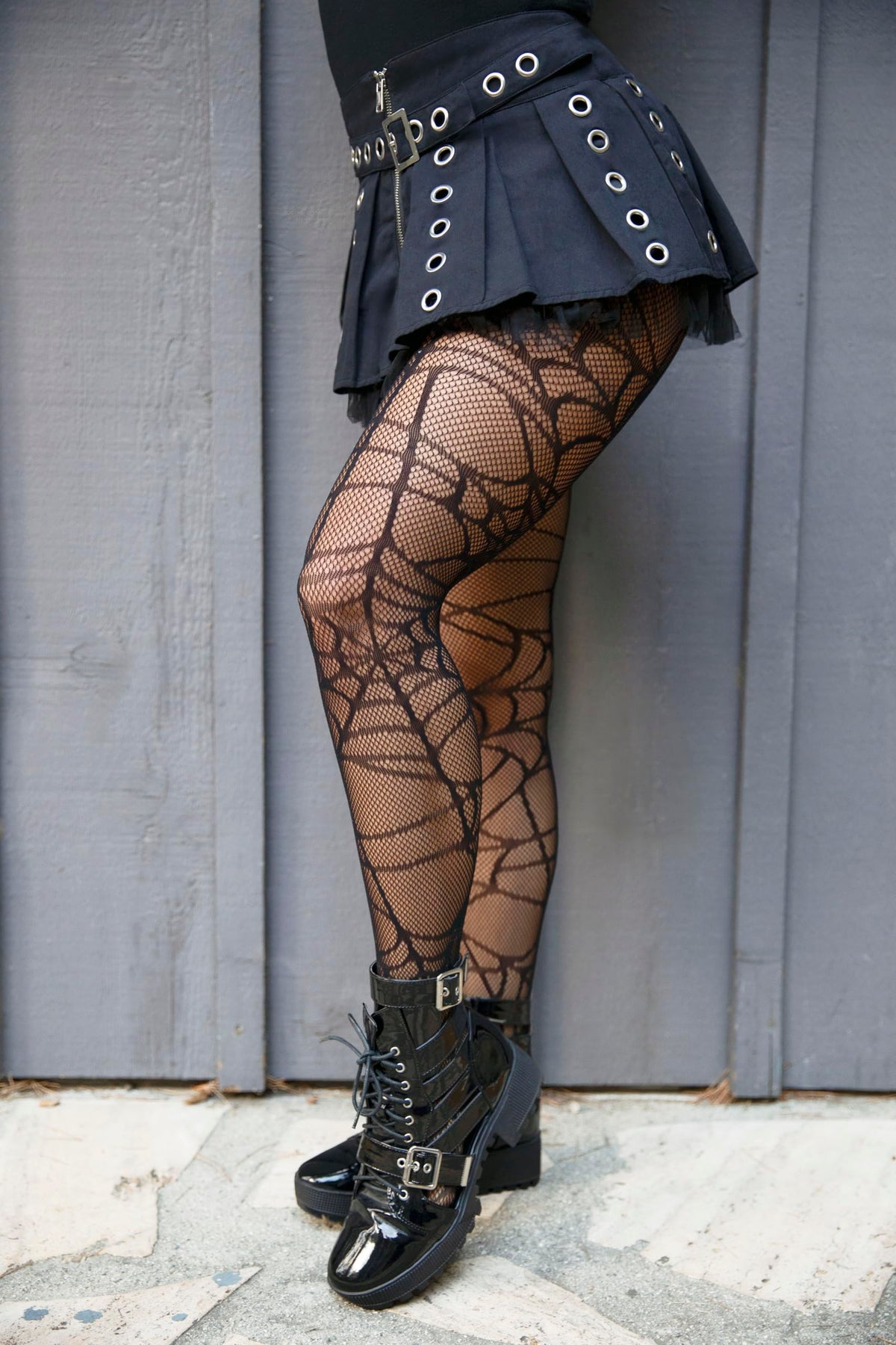 Leg Avenue Spiderweb Halloween Tights Goth Fishnets Alt Clothes Black Patterned Tights for Women, Black, Black, 1X-2X