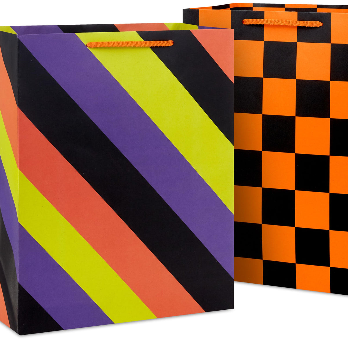 Sacs cadeaux assortis Hallmark pour Halloween en gros - Noir, orange et violet (12 sacs : 5 moyens de 23 cm, 4 grands de 33 cm, 3 très grands de 38 cm) à rayures, pois et unis pour enfants, enseignants, anniversaires