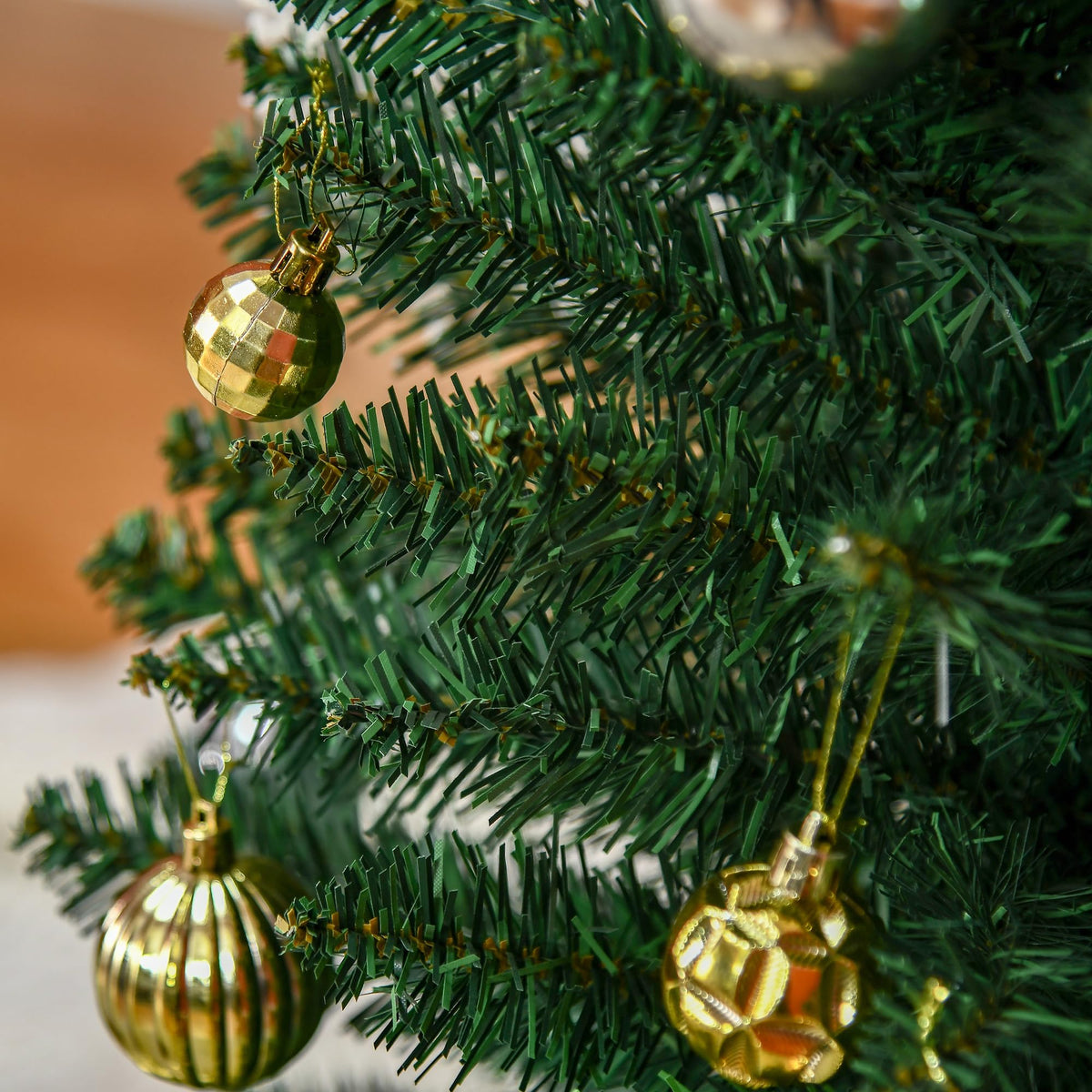 HOMCOM 6' Pencil Christmas Tree Slim Artificial Xmas Tree Green 🍁 All In One Marketplace Canada