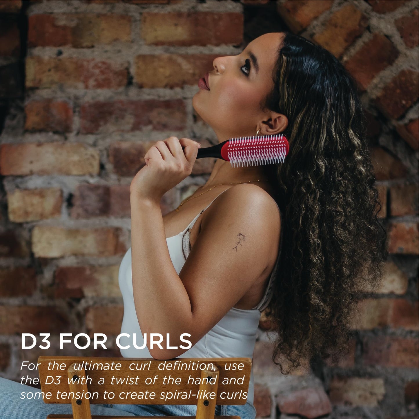 Denman D3 Original Curl Definer & Styler – 7‑Row Detangling Brush for Smooth, Defined Curls – Precision Styling Brush for Curly or Straight Hair – For Men and Women - Available at All In One Marketplace Canada