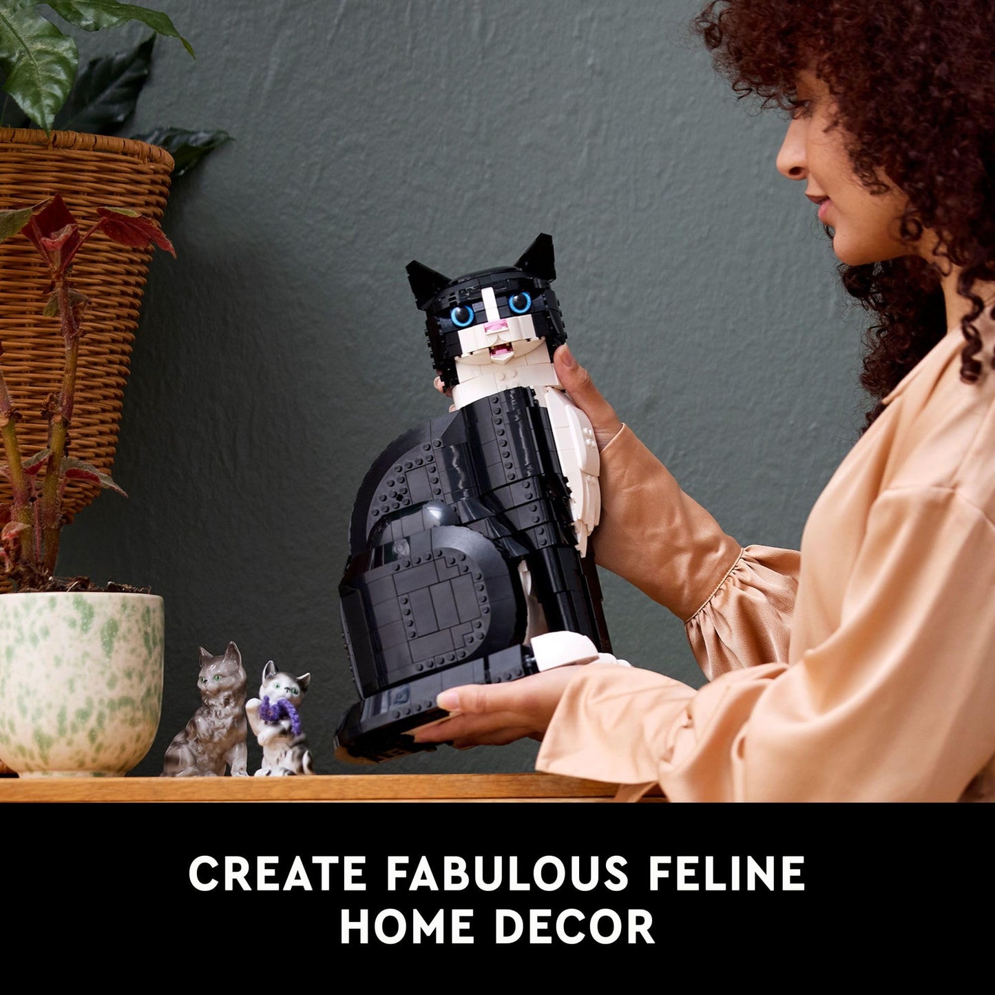 LEGO Ideas Tuxedo Cat - Building Sets for Adults, Ages 18+ - DIY Crafts Kit for Home Decor, Living Room or Bedroom - Gift for Animal Lovers - 21349 🍁 All In One Marketplace Canada