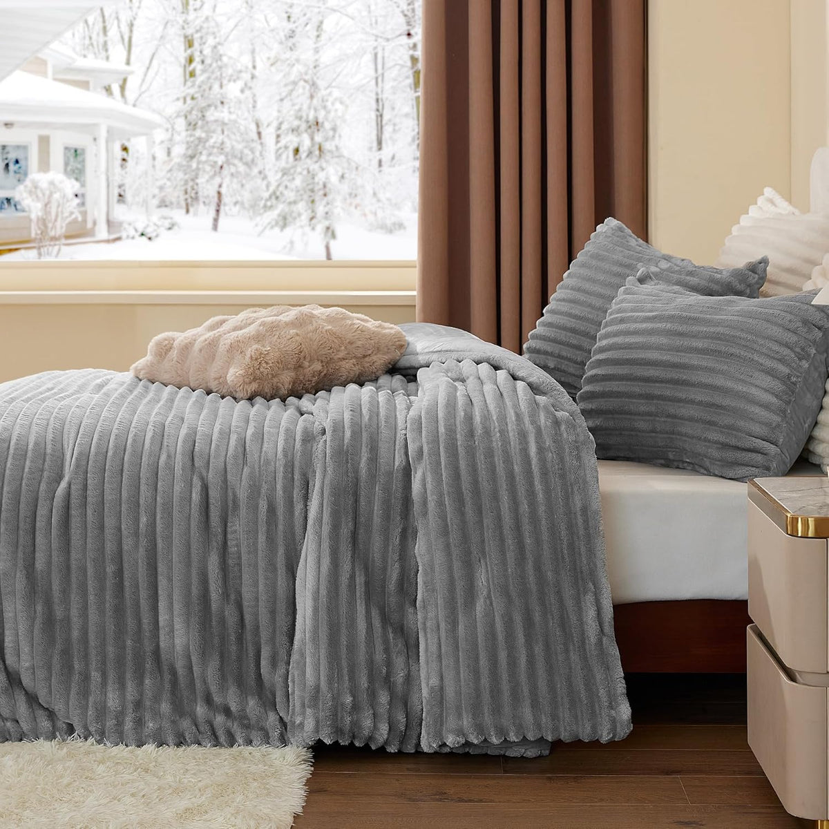 BEDELITE Fleece Queen Comforter Set, Soft Fluffy Bedding Set, Light Grey 🍁 All In One Marketplace Canada