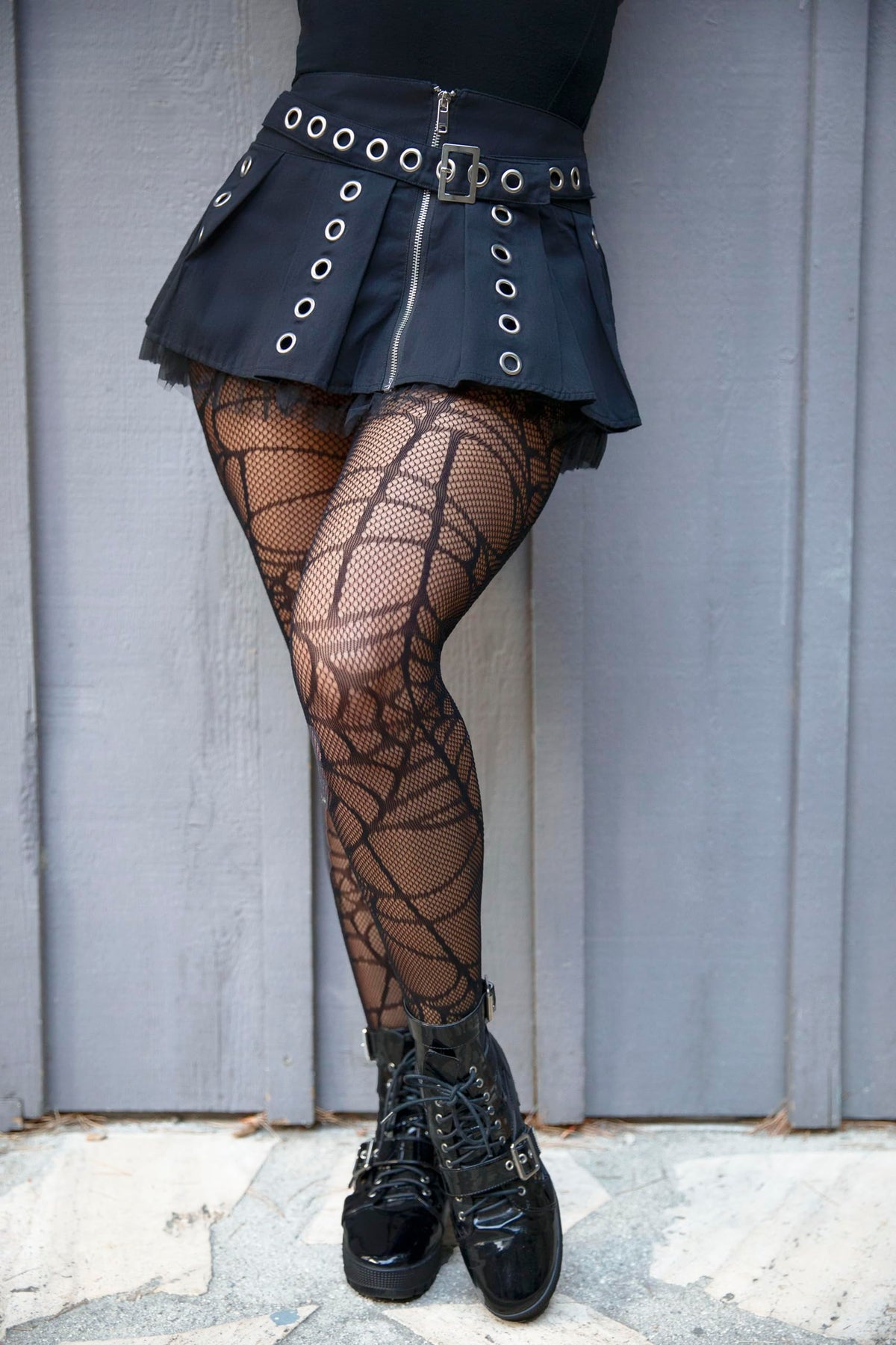 Leg Avenue Spiderweb Halloween Tights Goth Fishnets Alt Clothes Black Patterned Tights for Women, Black, Black, 1X-2X