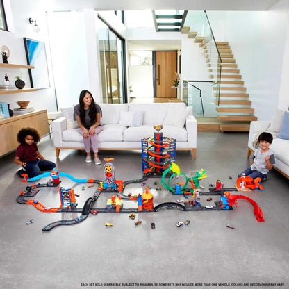 Hot Wheels Track Builder Unlimited Fuel Can Stunt Box Playset & Car Hot Wheels