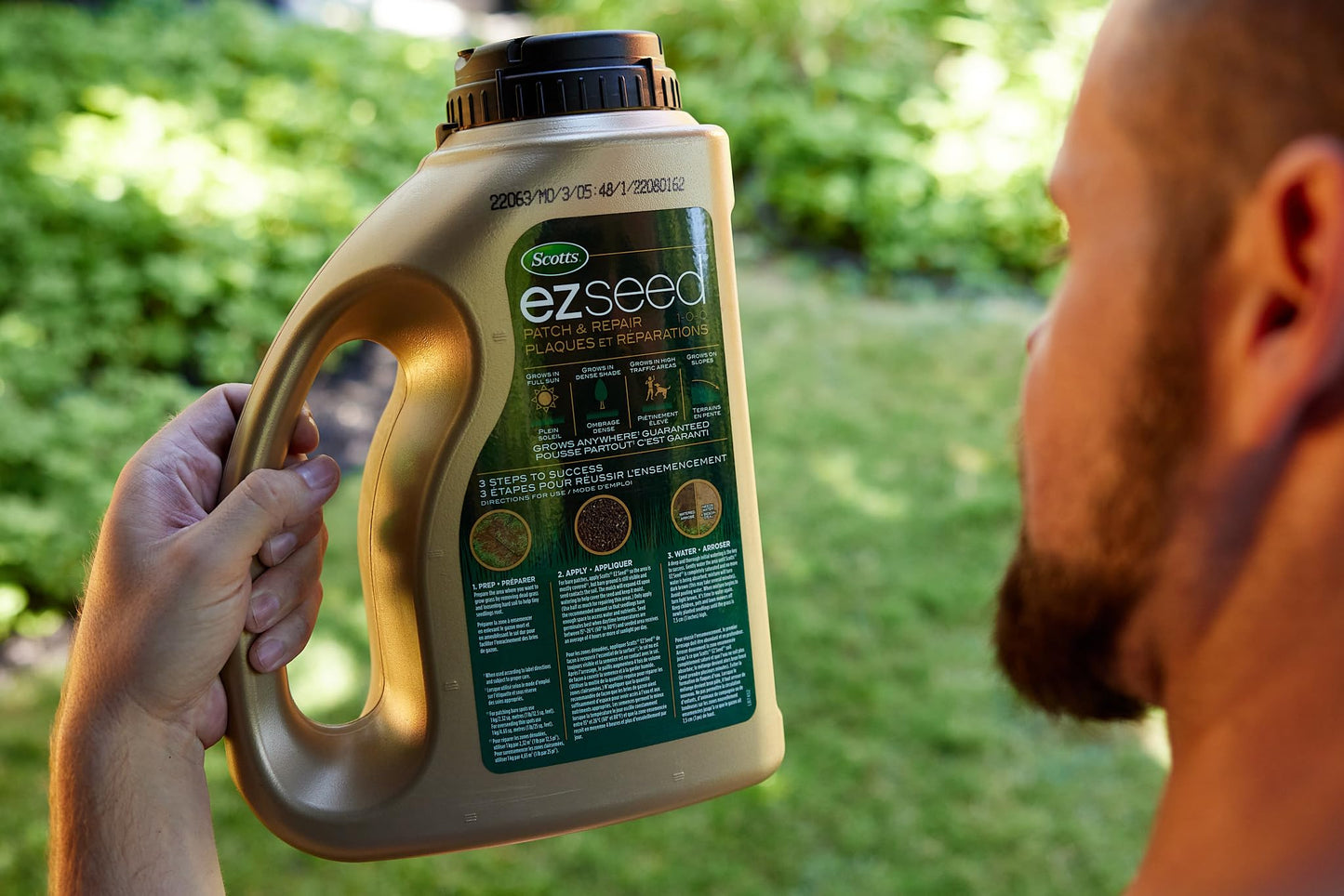 Scotts 0161 Ez Seed Patch & Repair, 1.7Kg (7.9 sq Meters / 85 sq feet Coverage) - Multipurpose Formula for Patch and Repair. Grows Anywhere, Grows Anywhere
