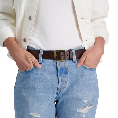 Levi's Women's Slim Casual Leather Jean Belt with Square Center Bar Buckle (Regular and Plus Sizes), Brown Elevated, Medium