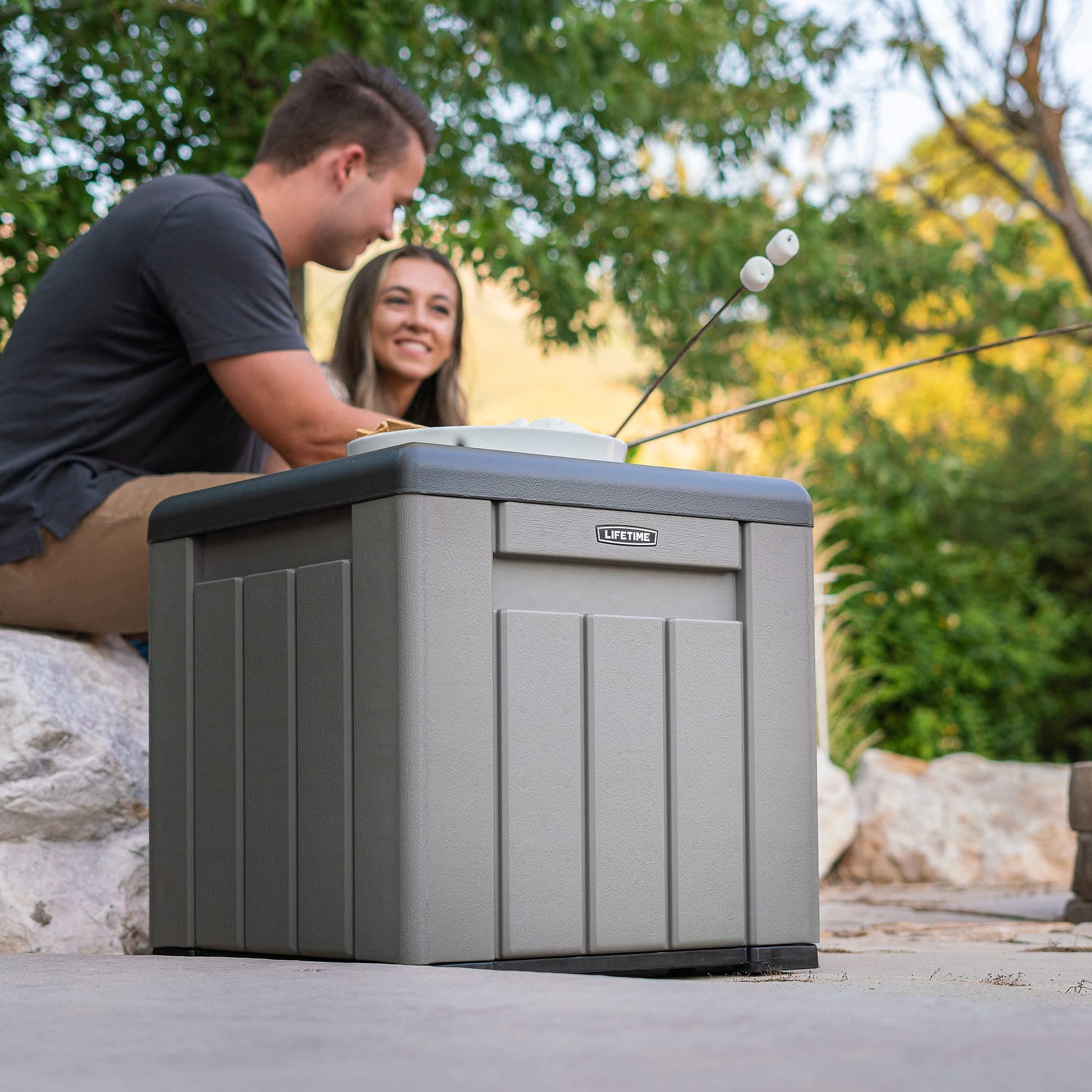 LIFETIME 25 Gallon Outdoor Storage Cube, Deckbox, Brown lid, Storage Box for Gardening Tools, Pool Supplies, Patio Furniture & More LIFETIME