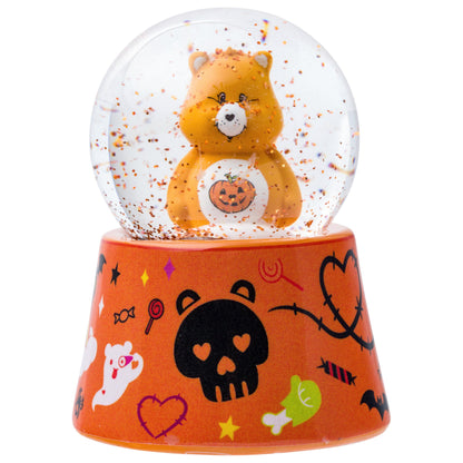Boule à neige lumineuse d'Halloween Silver Buffalo Les Bisounours avec Trick or Sweet Bear, 45 mm