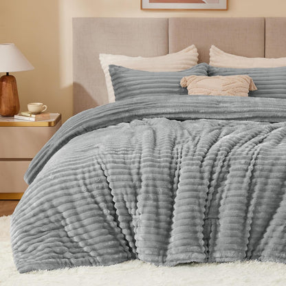 BEDELITE Fleece Queen Comforter Set, Soft Fluffy Bedding Set, Light Grey 🍁 All In One Marketplace Canada