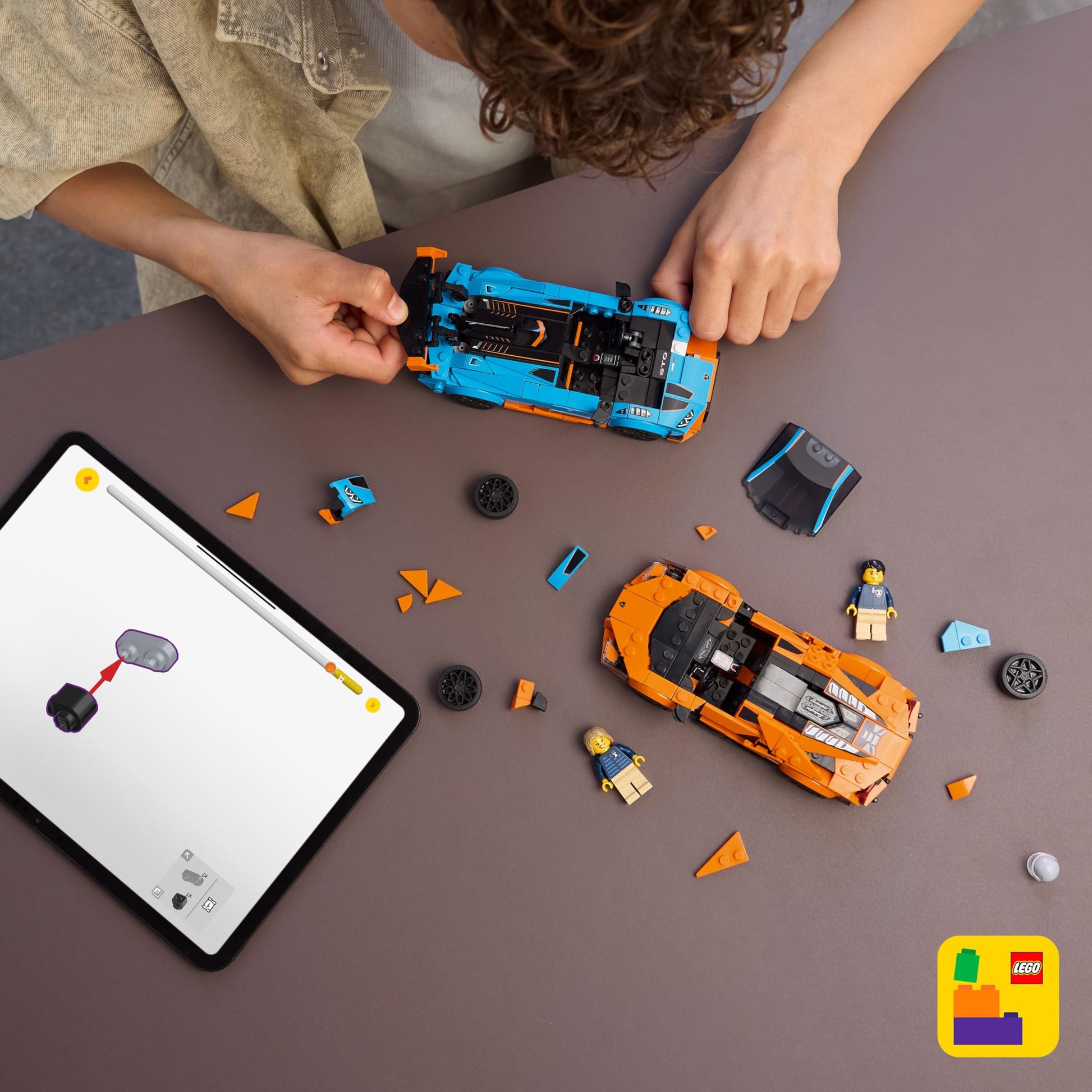 LEGO Speed Champions Lamborghini Revuelto & Huracán STO Car Toys - Building Toy for Pretend Play for Boys & Girls, Ages 10+ - Model Car Kit Display - Gift Idea for Kids - 77238 LEGO