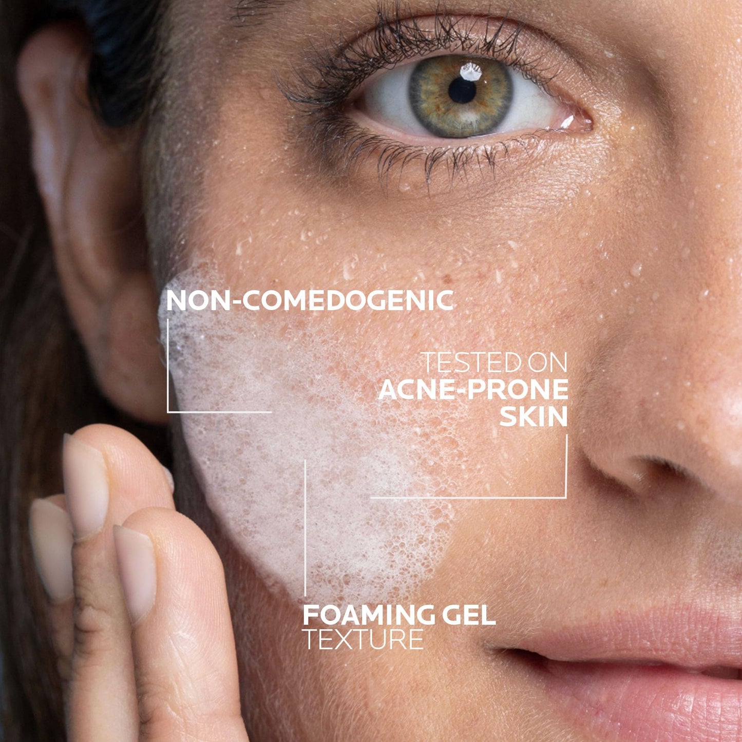 La Roche Posay Face Wash Gel Cleanser Refill, Effaclar Gentle Purifying Foaming Gel for Oily and Sensitive Acne-Prone Skin. Alcohol-free, Soap-Free, Paraben-free, Non-Comedogenic, 400mL