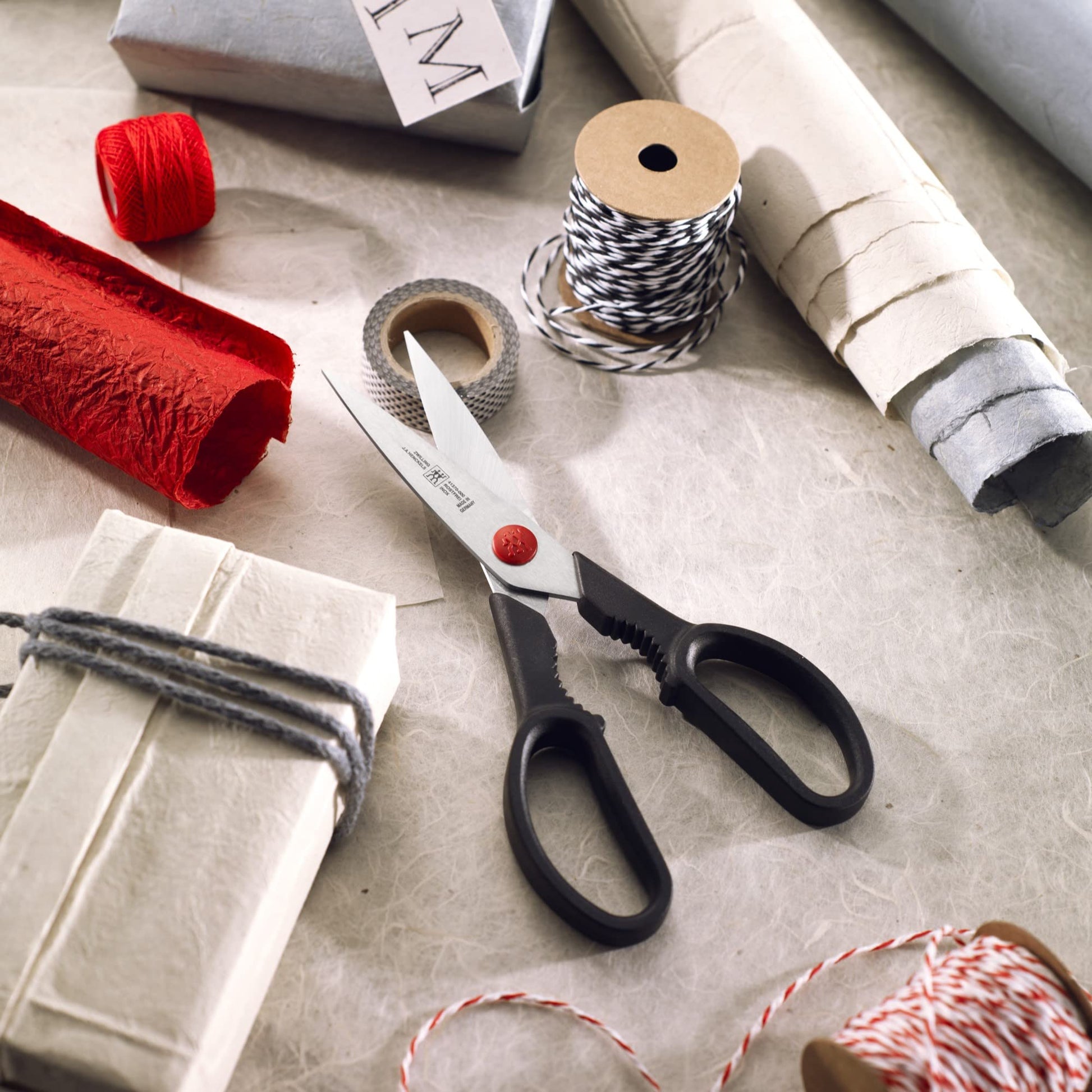 Henckel 41370-001 Twin L Kitchen Shears - Available at All In One Marketplace Canada