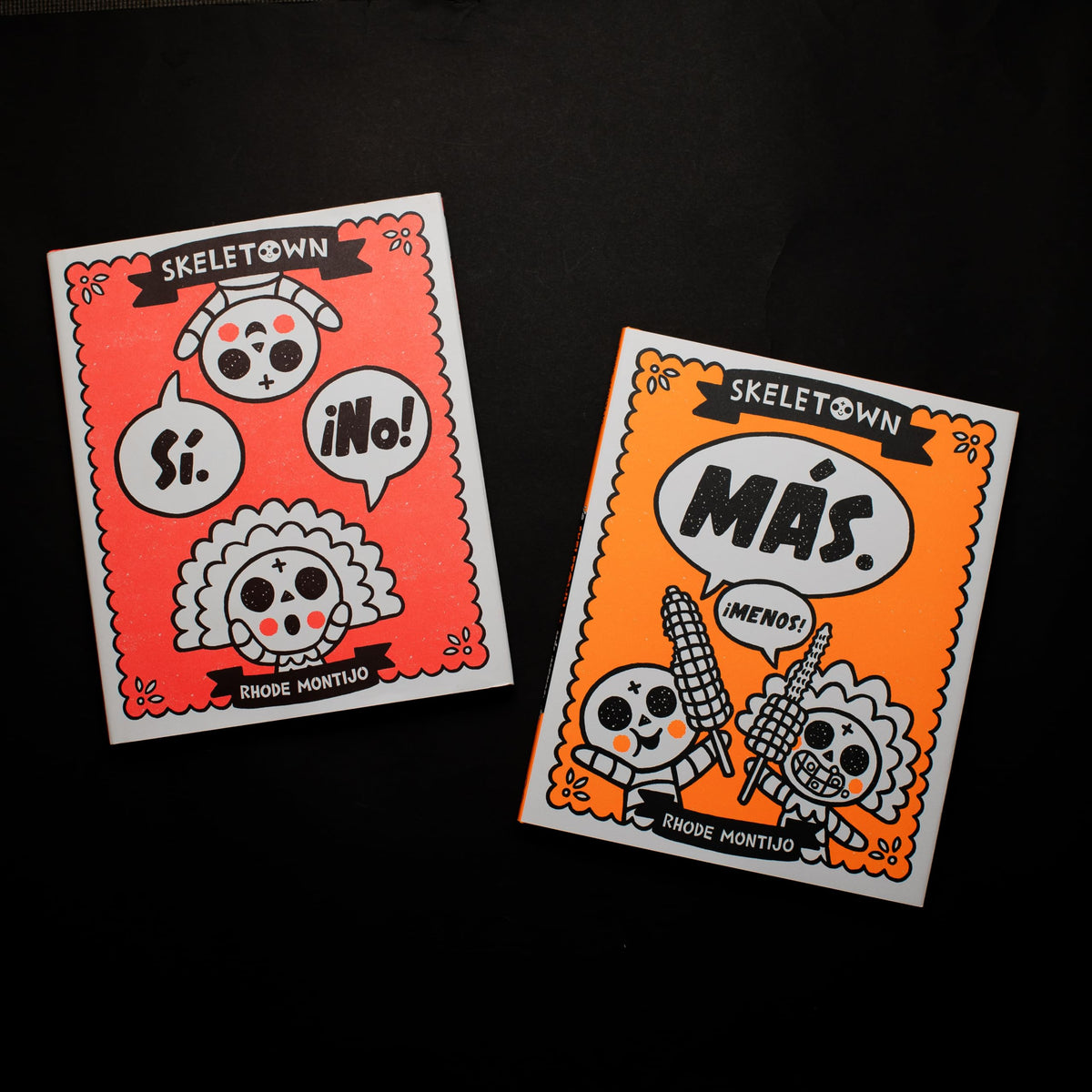 Skeletown : Plus. Moins ! : Une drôle d'histoire d'amitié pour le Jour des morts et Halloween — pour les enfants anglophones ou hispanophones de 4 à 8 ans