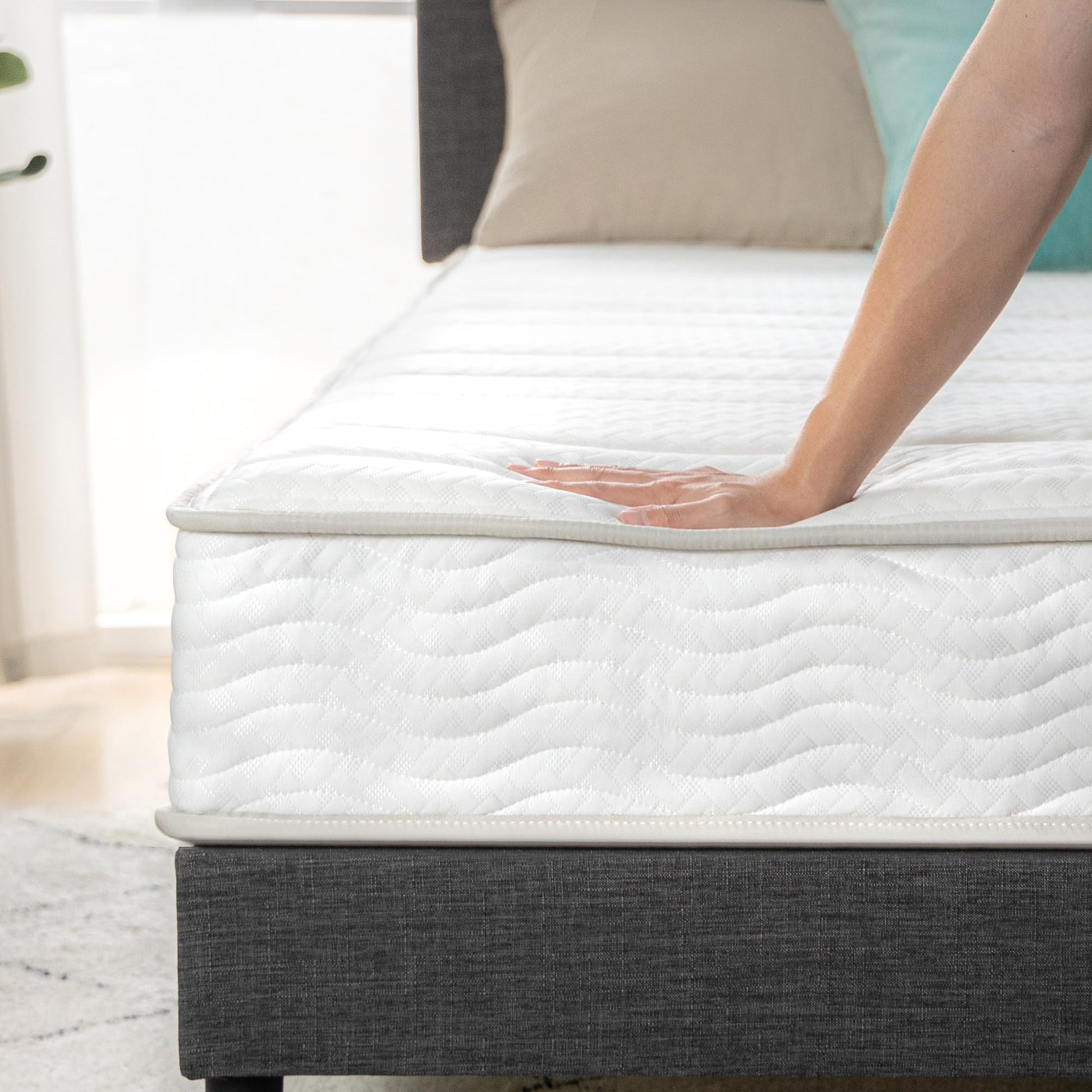 Zinus Twin Hybrid Mattress - 8 inch Foam & Spring, CertiPUR-US Certified, Pressure Relief, Mattress in a Box, 10-Year Warranty - Available at All In One Marketplace Canada
