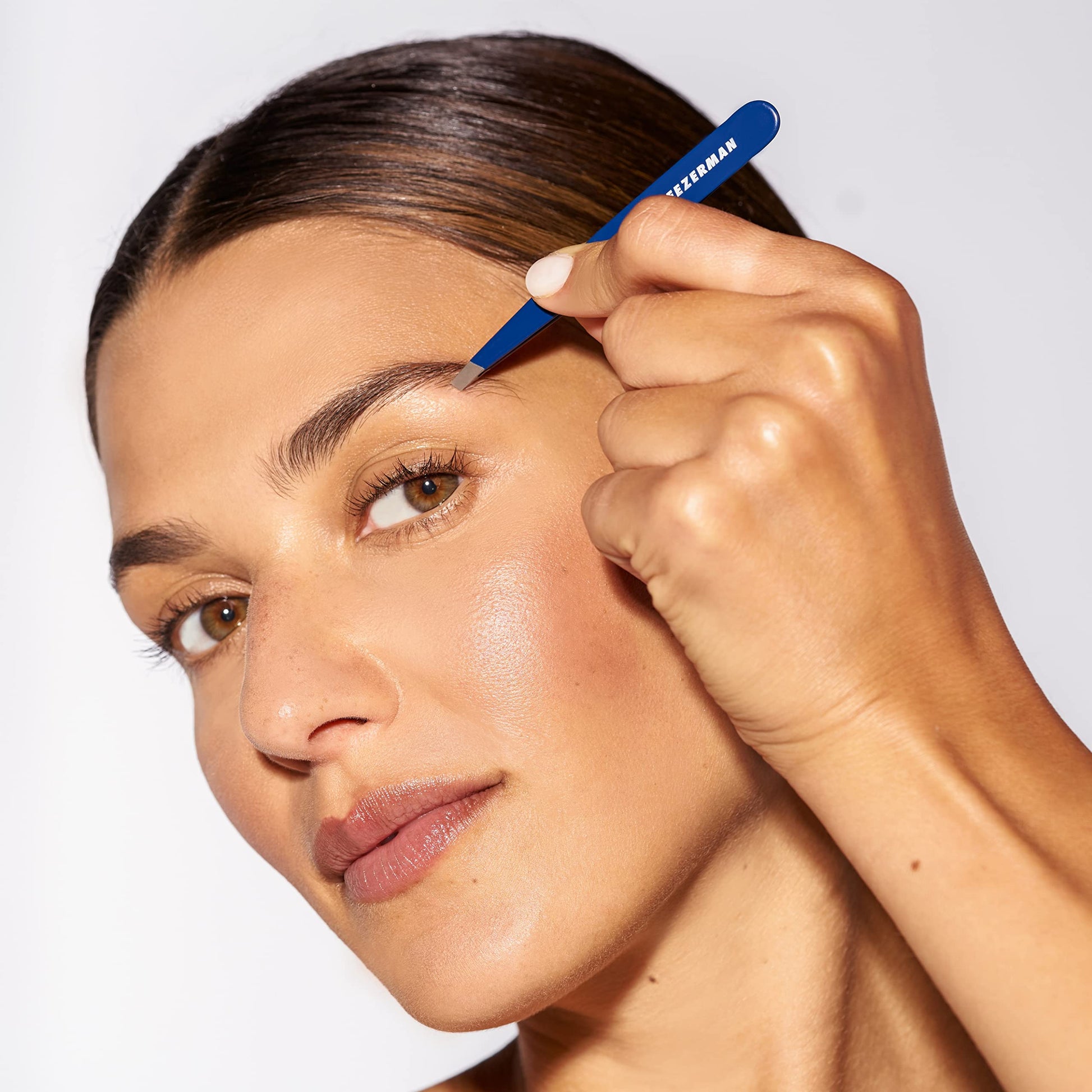 Tweezerman Exclusive Evening Blue Slant Tweezer - Hair Removal Tweezers, Stainless Steel - Available at All In One Marketplace Canada
