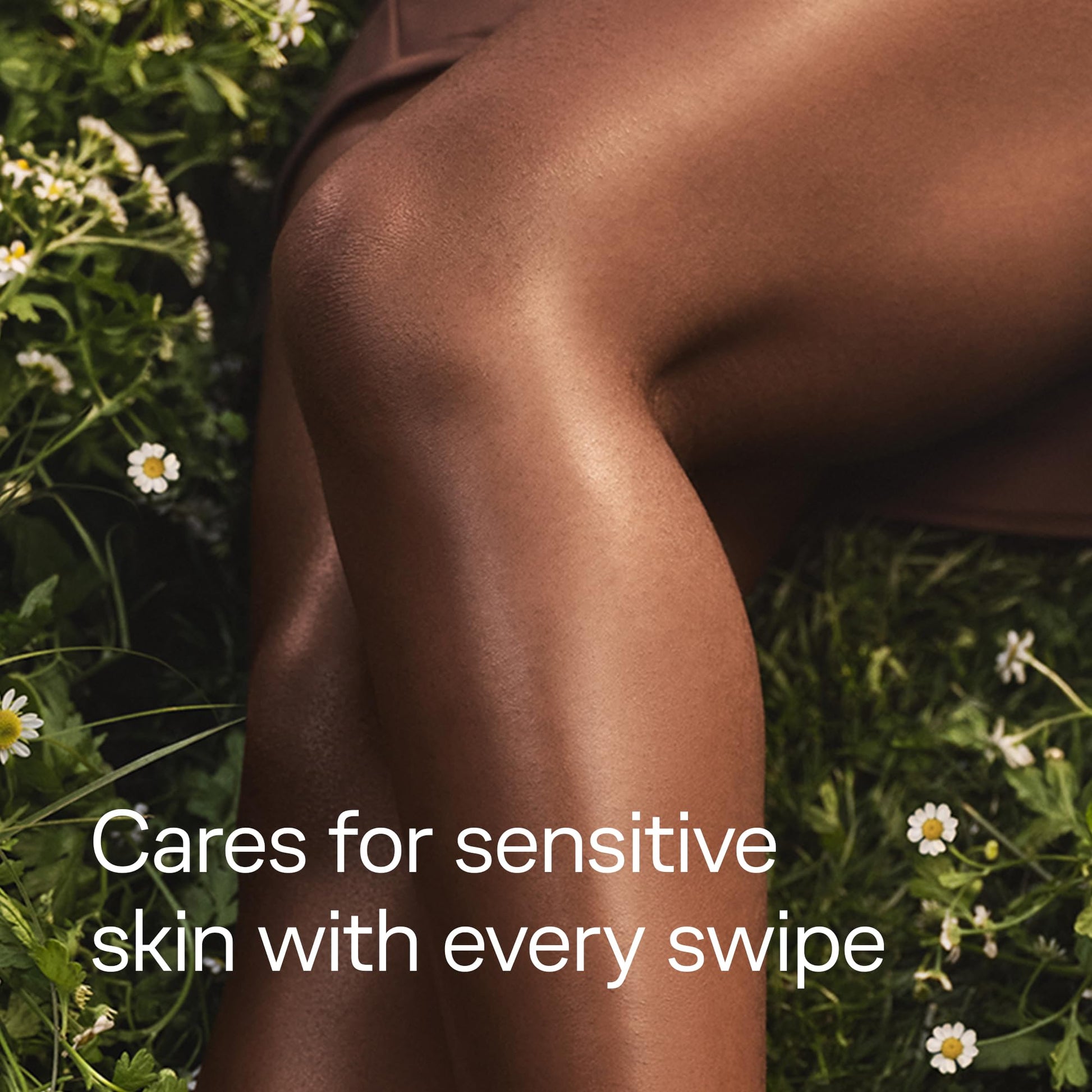 Schick Hydro Silk Sensitive Care Razors for Women | Replacement Refills for any Hydro Silk Handles | 5-Blade Refill for Women with Sensitive Skin| 4 Count Razor Refills - Available at All In One Marketplace Canada