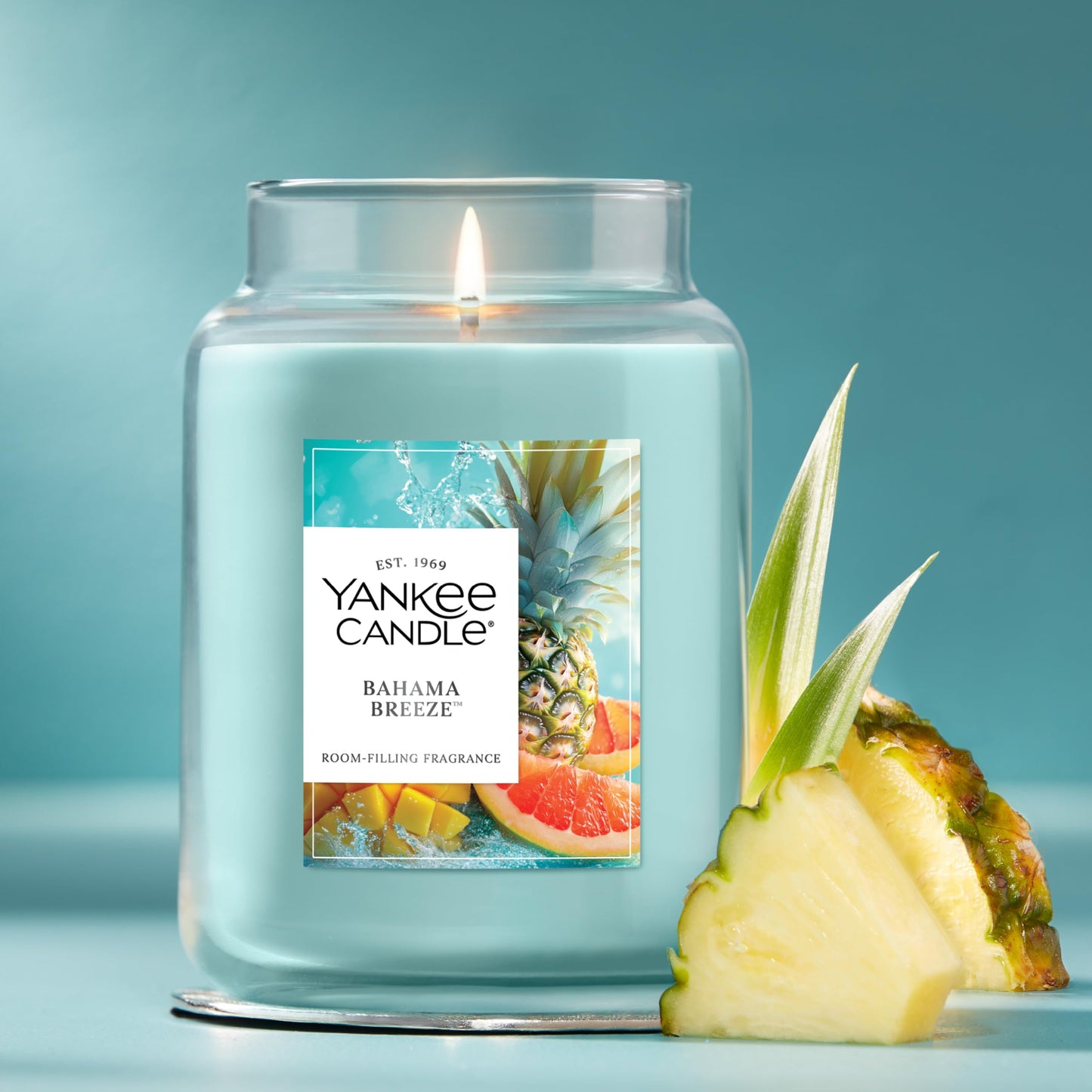 Yankee Candle Large Jar Scented Candle with up to 150 Hour Burn Time, Premium Plant Wax Blend for Cleaner Consistent Burn and Room Filling Fragrance, 22 oz, Bahama Breeze 🍁 All In One Marketplace Canada