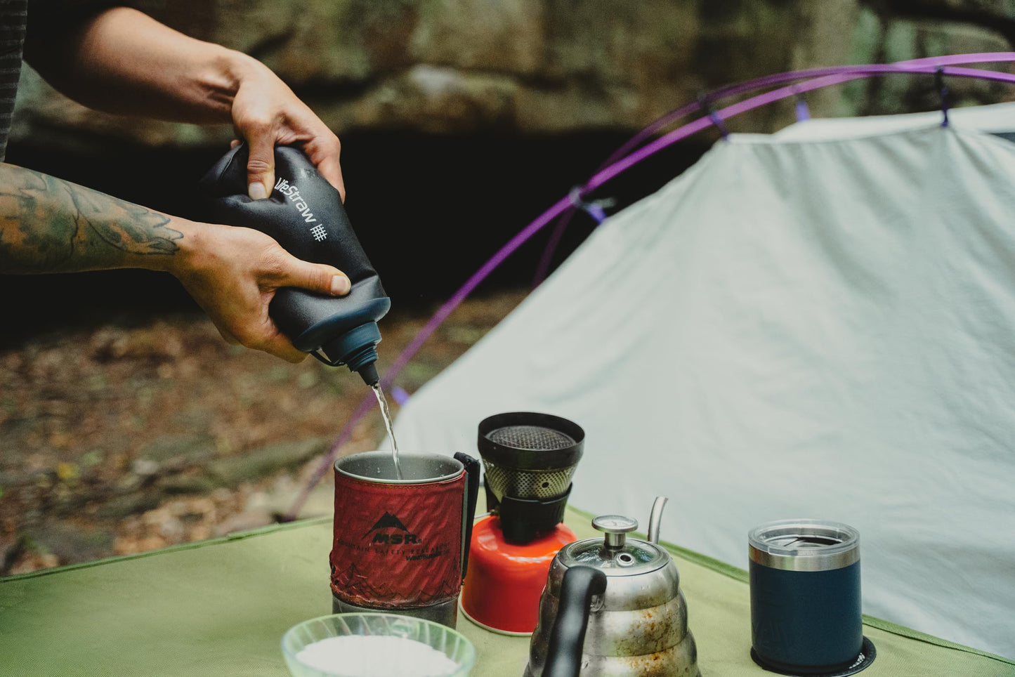 LifeStraw Peak Series - Collapsible Squeeze Bottle Water Filter System – 650ml for Trail Running, Through Hiking, Travel, Cycling, and Fishing; BPA-Free; Dark Mountain Gray 🍁 All In One Marketplace Canada