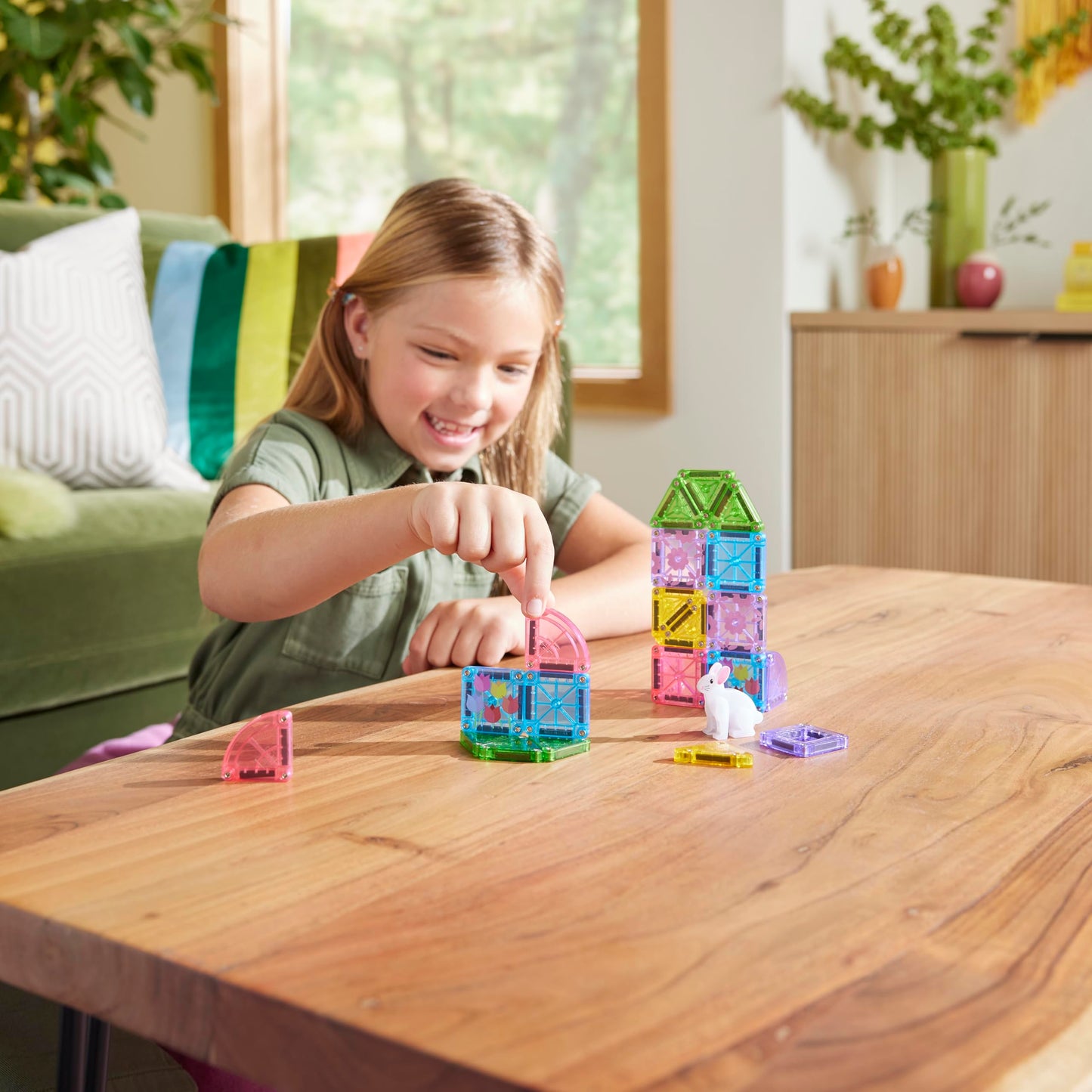 MAGNA-TILES microMAGS 24-Piece Spring Garden Travel Set, The Original Magnetic Building Brand - Available at All In One Marketplace Canada
