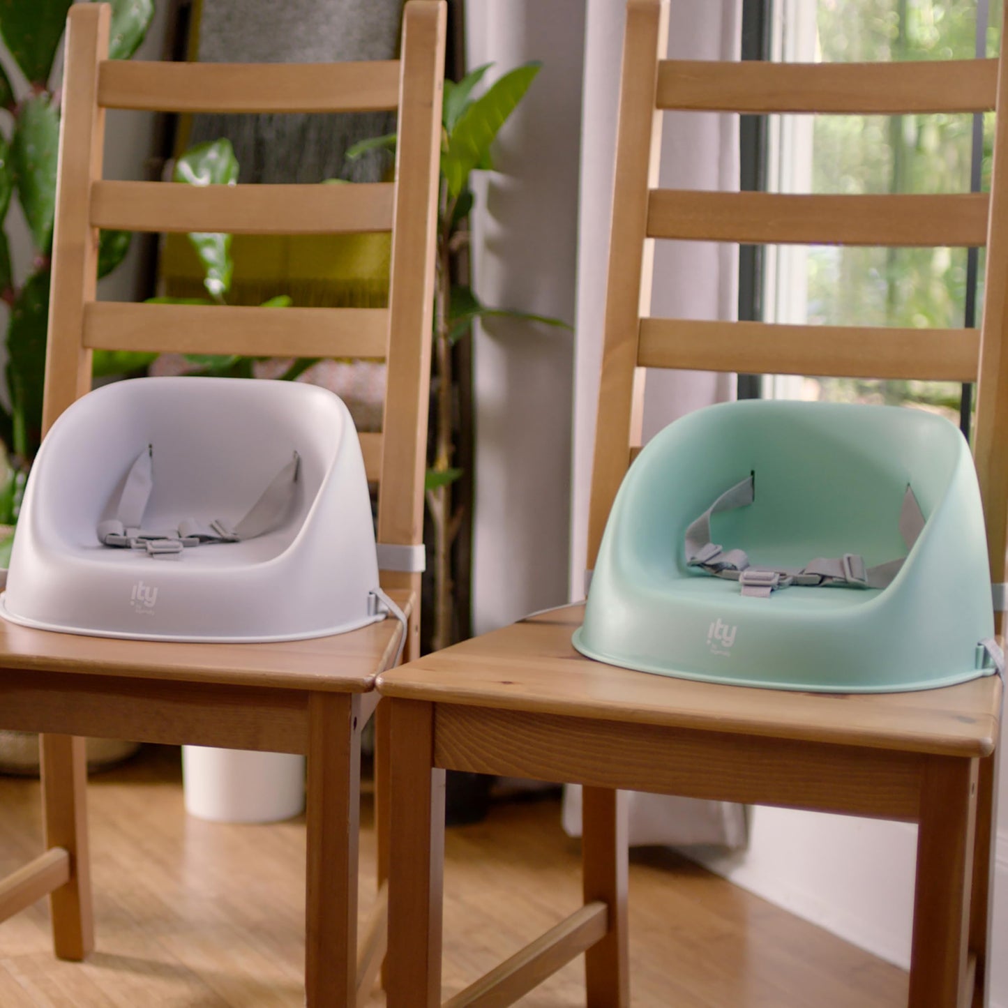 Ingenuity: ity by Ingenuity My Spot Easy-Clean Baby Booster Feeding Chair, 3-Point Harness, Washable Removable Straps - Green 🍁 All In One Marketplace Canada