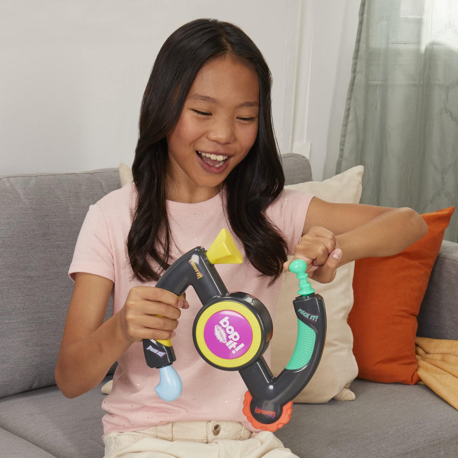 Bop It! Extreme Electronic Game for 1 or More Players, Fun Party Game for Kids Ages 8+, 4 Modes Including One-On-One Mode, Interactive Game (English) Hasbro Gaming