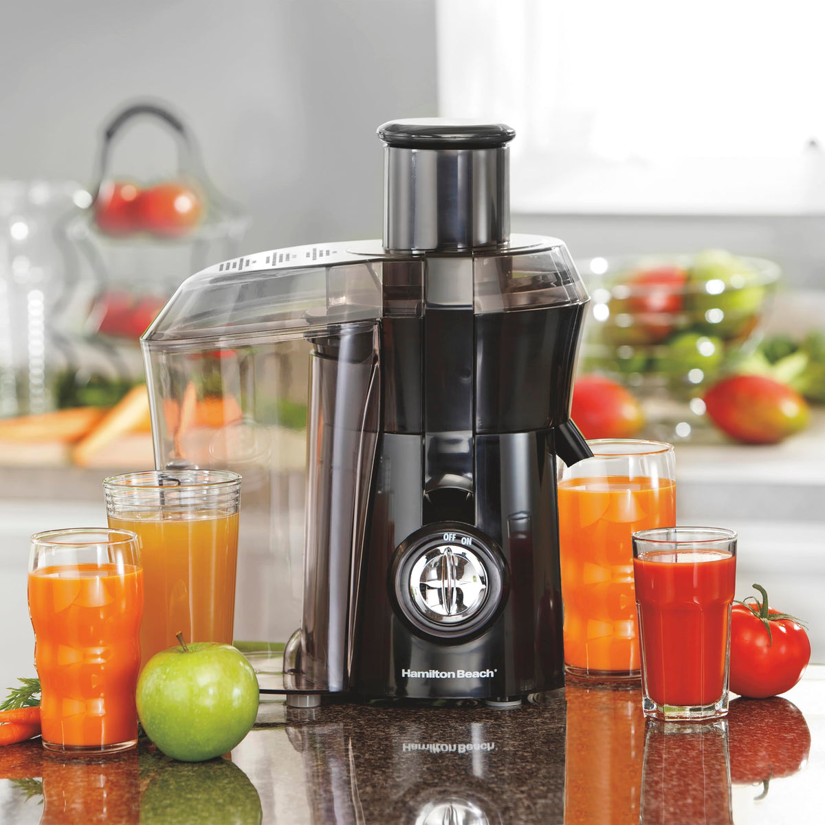 Hamilton Beach Big Mouth 3 inch Feed Chute Juice Extractor for Whole Fruits & Veggies, Easy Clean stainless steel strainer, Centrifugal Extractor, BPA Free, large Pulp bin, 800W, Black, 67601AG