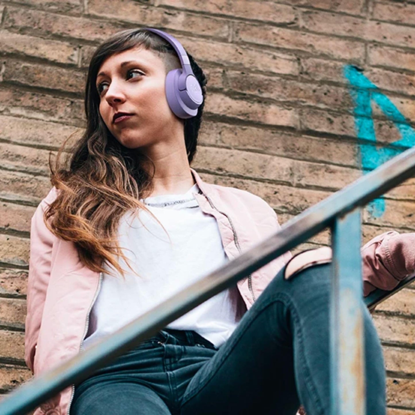 JBL Tune 720BT - Wireless Over-Ear Headphones with JBL Pure Bass Sound, Bluetooth 5.3, Up to 76H Battery Life and Speed Charge, Lightweight, Comfortable and Foldable Design (Lavender) - Available at All In One Marketplace Canada