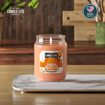 Bougies parfumées d'Halloween Candle-lite, Tarte à la citrouille et noix de muscade, pot de 510 g, fièrement coulée aux États-Unis, bougie d'aromathérapie, mèche unique avec 110 heures de combustion, idéale pour créer une ambiance accueillante