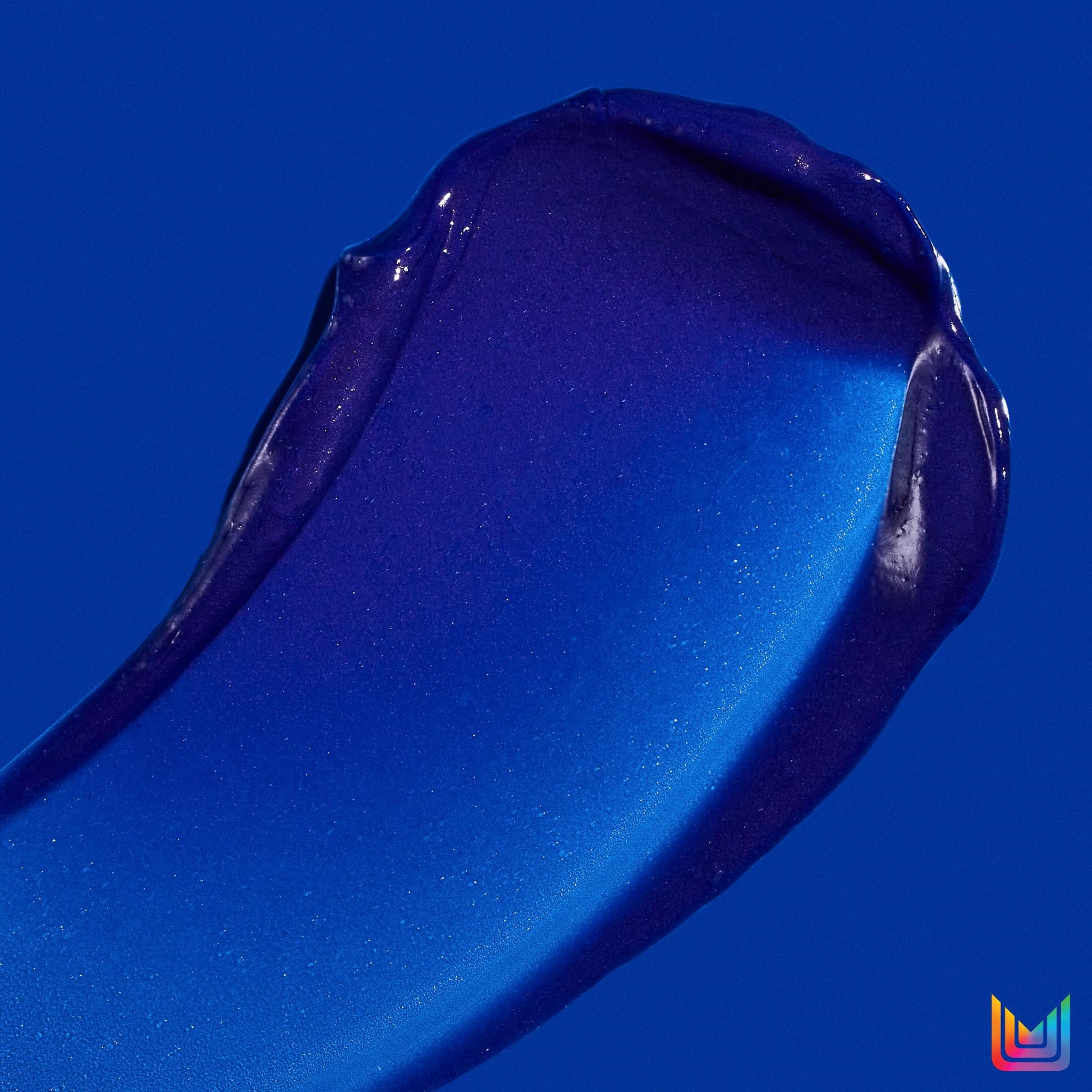 MATRIX Brass Off Blue Conditioner, Removes Brassy Orange Undertones, Tones Brunettes, Brown and Dark Blonde Hair, Color Depositing Conditioner for Color Treated Hair, Salon, Vegan - Available at All In One Marketplace Canada