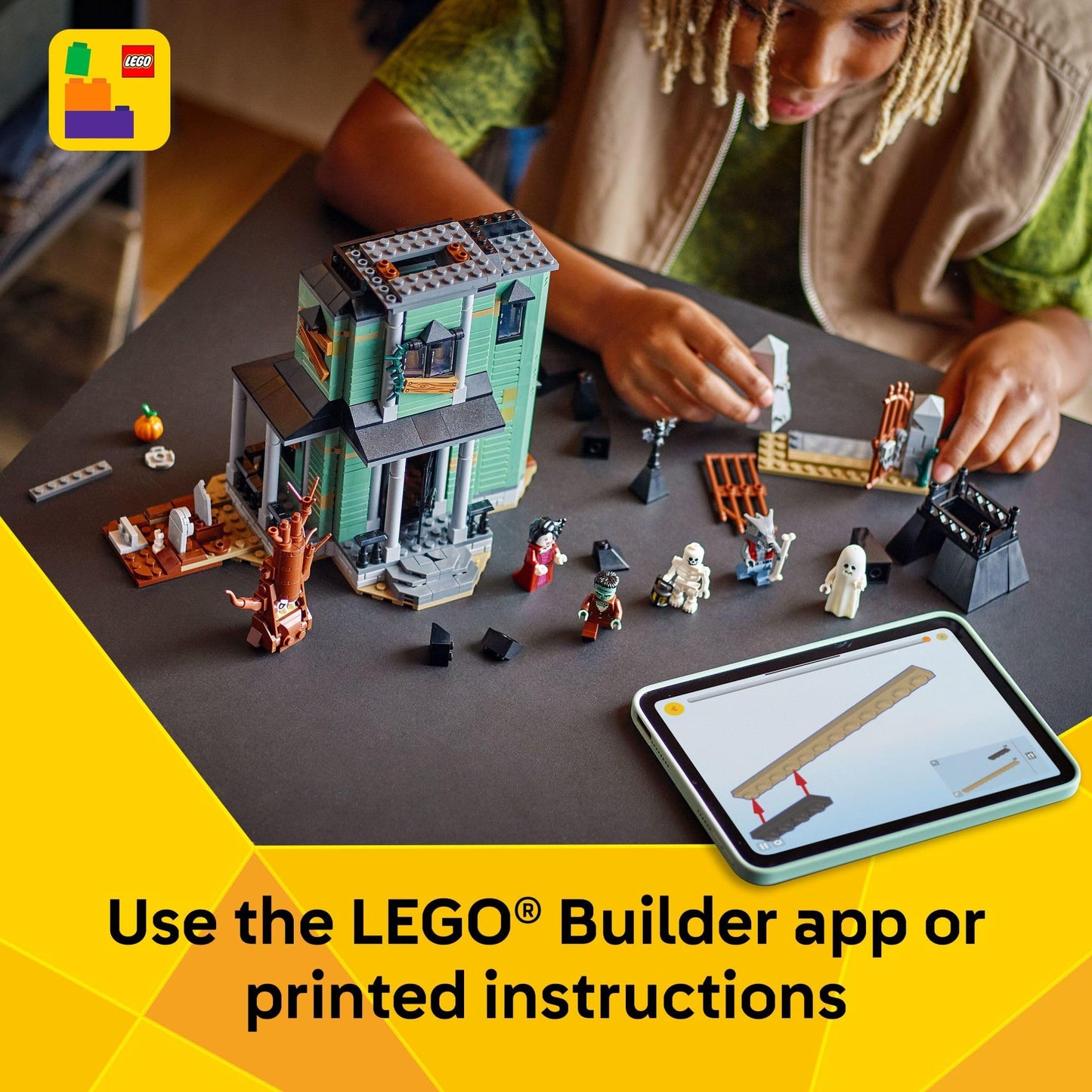 LEGO Creator 3 in 1 Haunted Mansion Building Toy for Kids - Halloween Building Blocks & Learning Toy for Girls & Boys, Ages 9+ - Build a Haunted House, Train, or Ship - Gift for Birthdays - 31167 LEGO