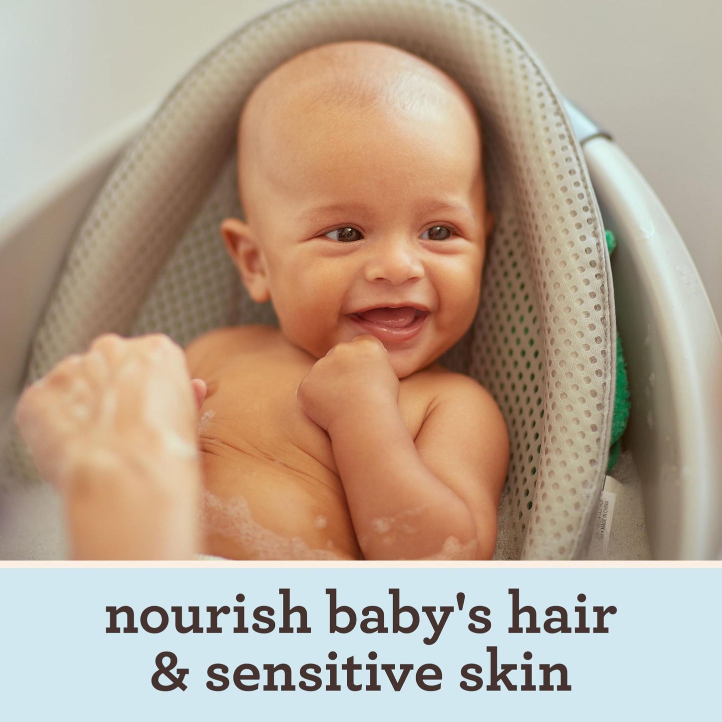 Aveeno Baby Wash and Shampoo - Gentle 2-in-1 Body Wash with Natural Oat Extract for Sensitive Skin - Tear-Free, Hypoallergenic Cleanser, Free from Parabens, Sulfates & Dyes - 975ml