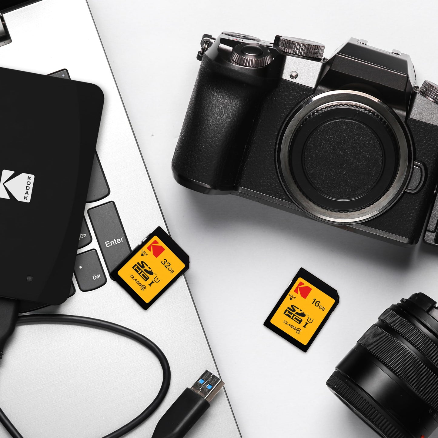 Kodak 32 GB Class 10 UHS-I U1 SDHC/XC Premium Performance Memory Card, for Full HD Video Recording and High-Resolution Pictures, Compatible with All Devices Supporting SDHC and SDXC Standards