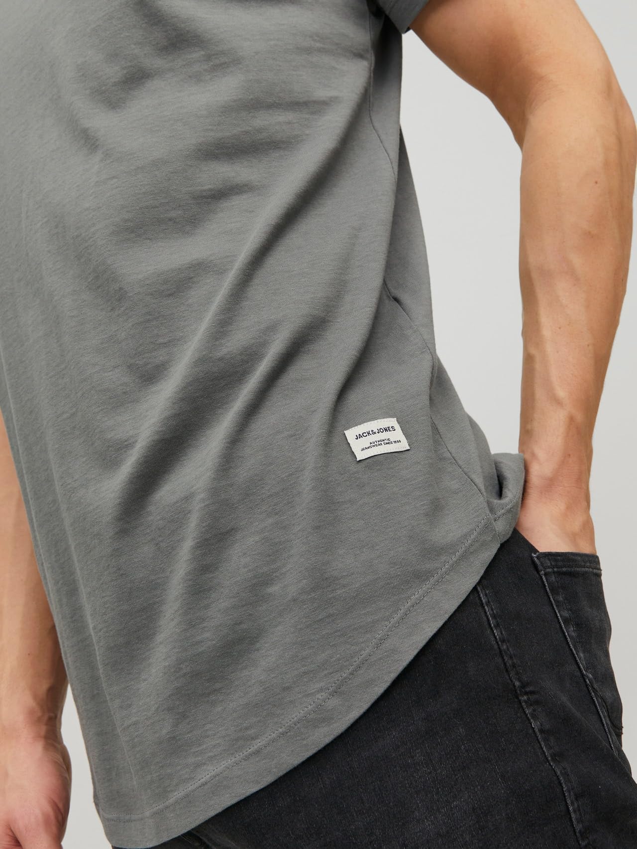 JACK & JONES Men's Long Line Fit T-Shirt JJENOA TEE SS Crew Neck NOOS Black XL JACK & JONES