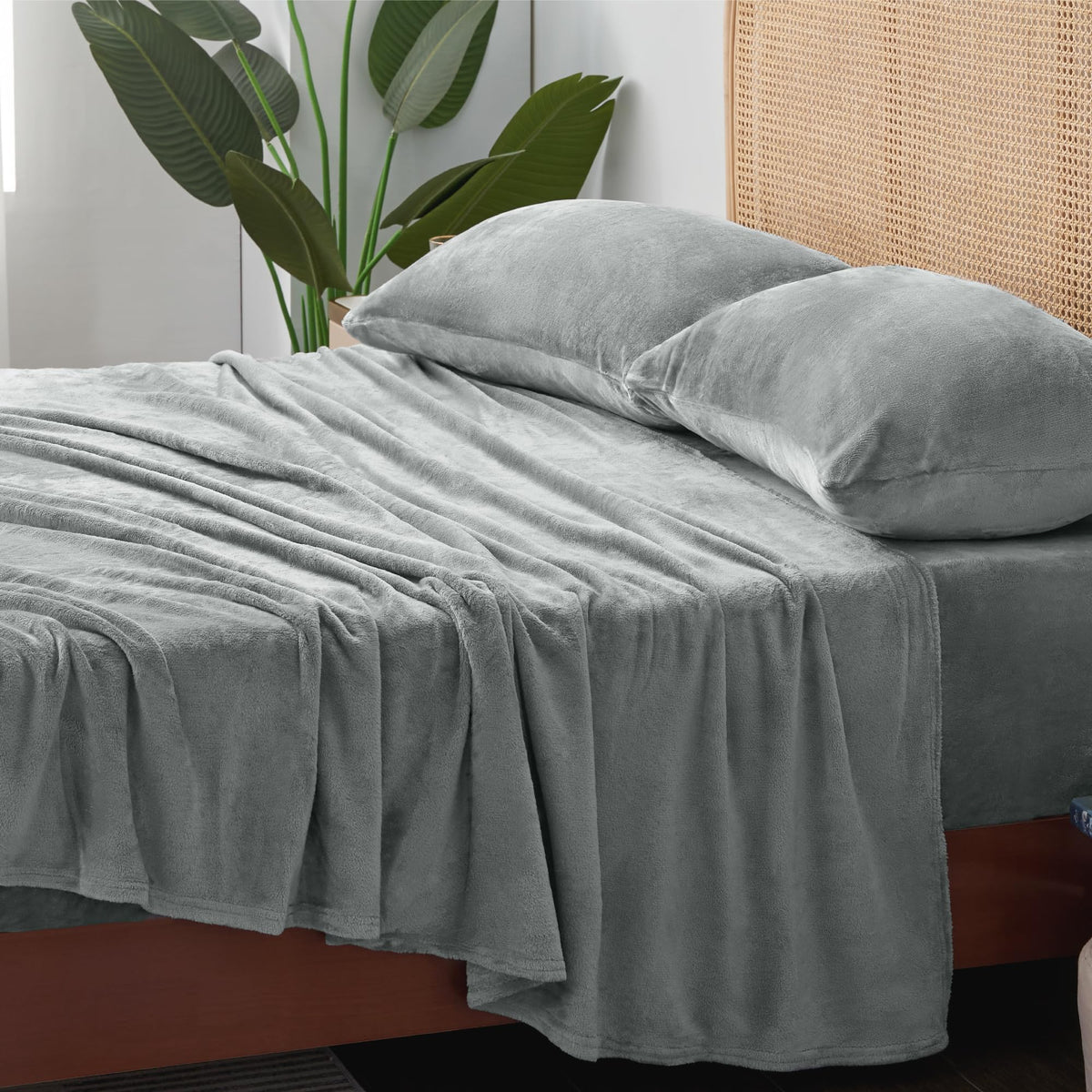 BEDELITE Flannel Sheets King Size Bed Set, Grey, 4 Pieces 🍁 All In One Marketplace Canada