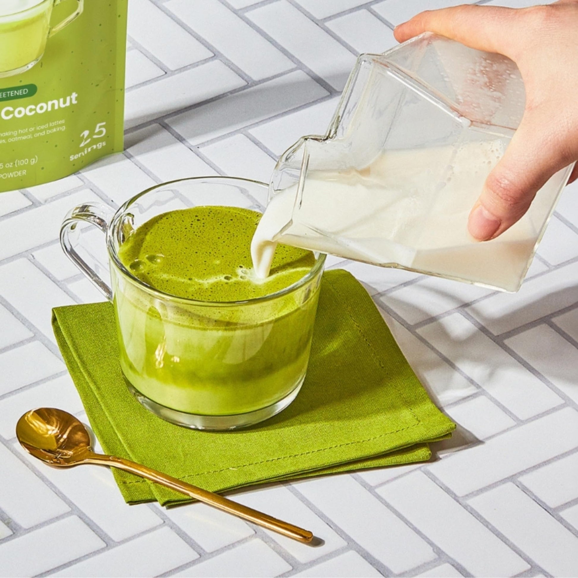 Blume Matcha Coconut Superfood Latte – Organic Matcha Green Tea from Shizuoka Japan, Moringa Leaf & Coconut Milk Latte Mix, Caffeine & L-Theanine for Energy & Focus, Zero Sugar, Vegan - 25 Servings