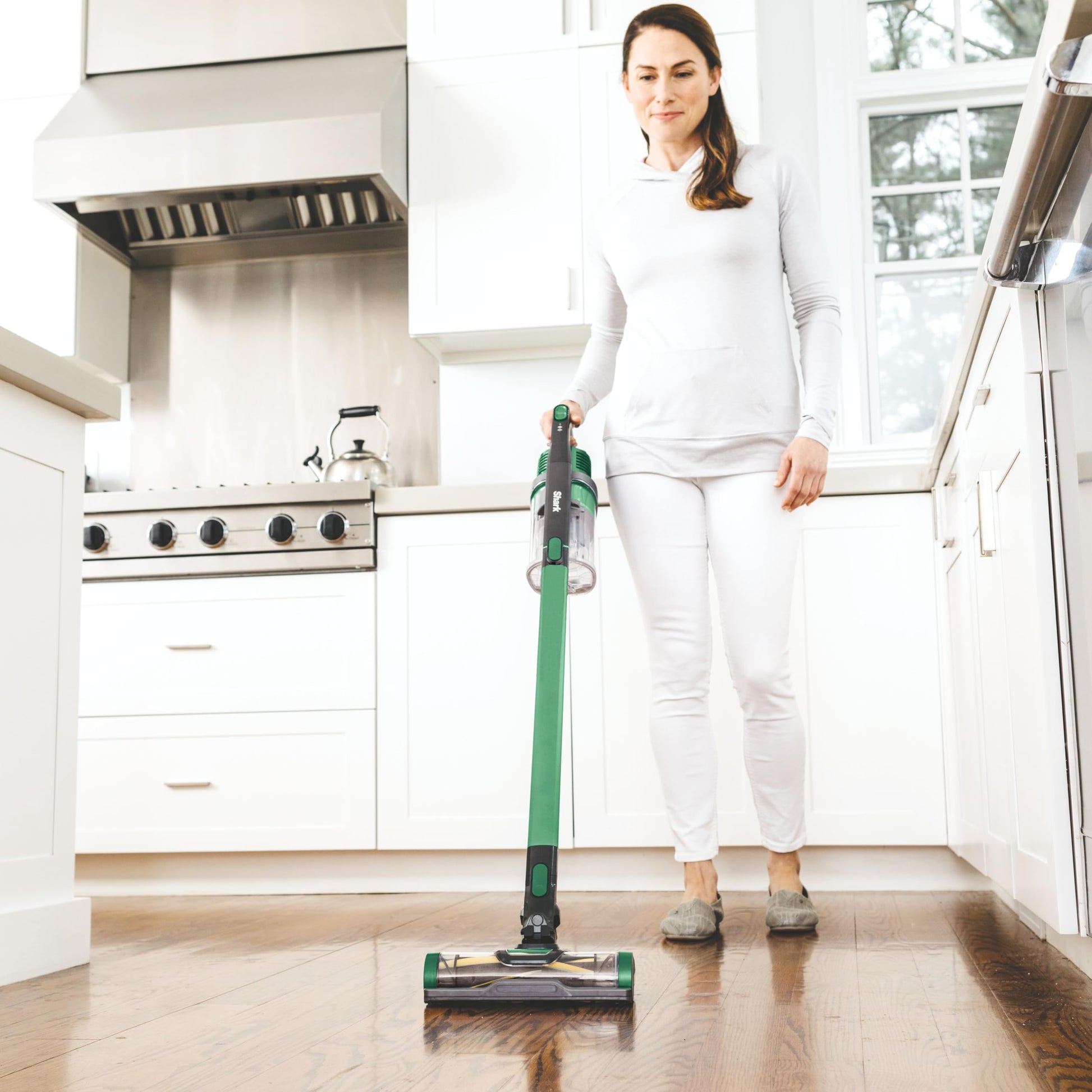 Shark® Rocket Pro Cordless Stick Vacuum, IZ140C Shark