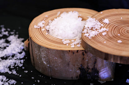 Vancouver Island Sea Salt - 1kg Large Flake Crystals - Hand-Harvested for Cooking, Baking & Finishing