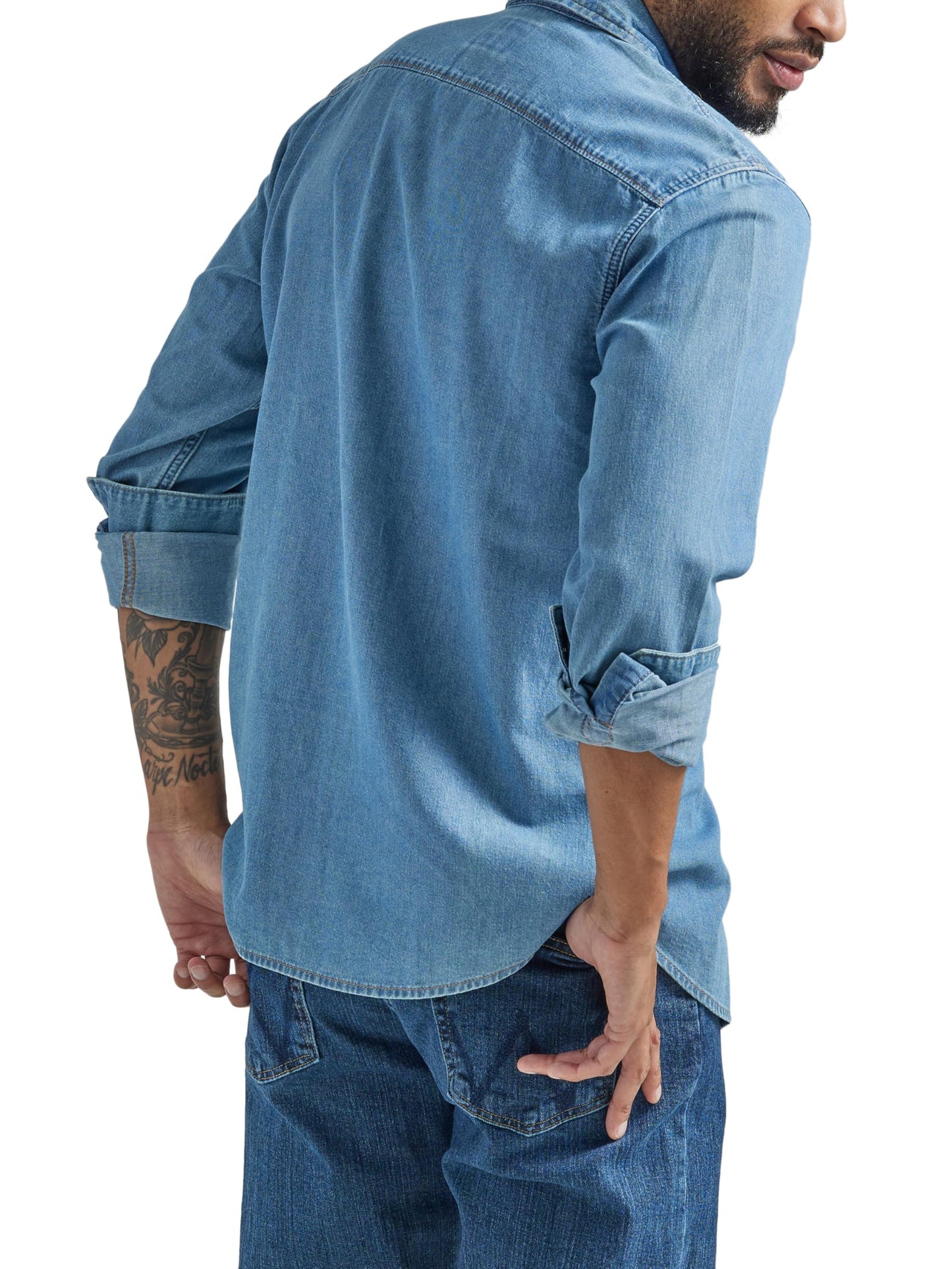Wrangler Men's Iconic Denim Regular Fit Snap Shirt, Lake Wash, Large Wrangler