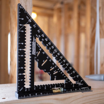 Johnson Level & Tool 1904-0700V 7-1/4" Johnny Square® MACH-1™ Smart Mark™ Rafter Square with Level Vial, Black
