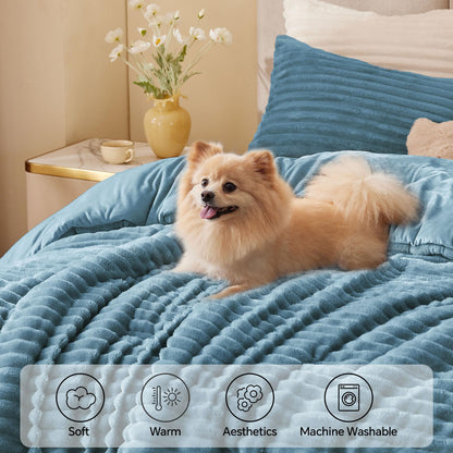 BEDELITE Fleece Queen Comforter Set, Soft Fluffy Bedding Set, Haze Blue 🍁 All In One Marketplace Canada