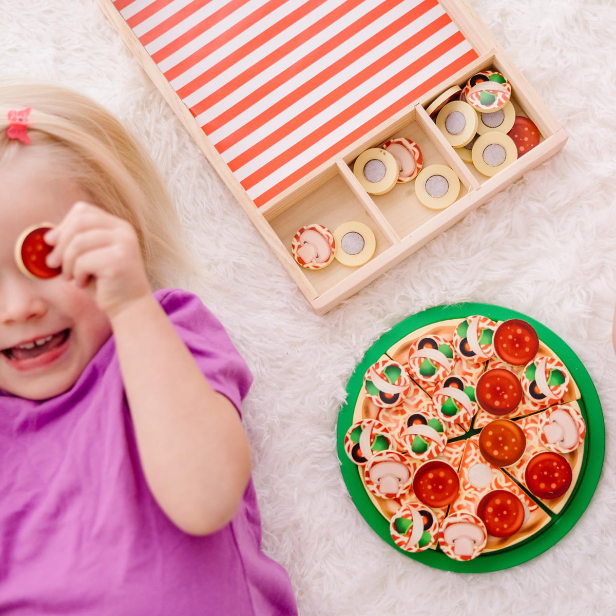 Melissa & Doug Wooden Pizza Party Play Set, 36 Self-Stick Toppings, Pizza Toy Kitchen Set & Play Kitchen Accessories, Preschool Toys for Boys & Girls 3+