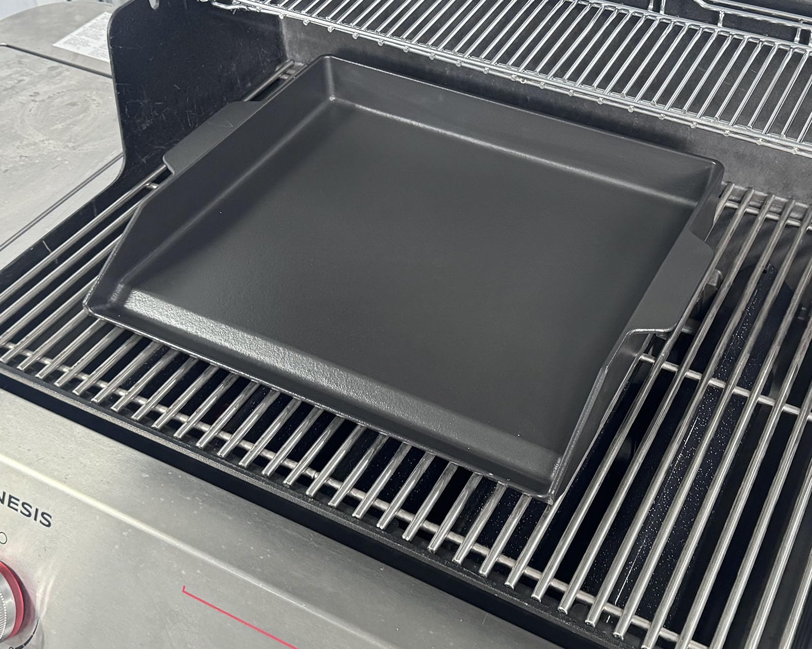 BBQ Future Universal Cast Iron Griddle for Gas Grill with Spatula Set, 23" x 16" Pre-Seasoned Nonstick Griddle Insert Large BBQ Flat Top Plate for All Gas/Electric Grill, Stove Top and More - Available at All In One Marketplace Canada