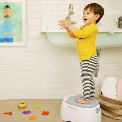 Munchkin Arm & Hammer Multi-Stage 3-in-1 Potty Seat, (Potty Chair, Trainer Ring and Step Stool), Grey Munchkin