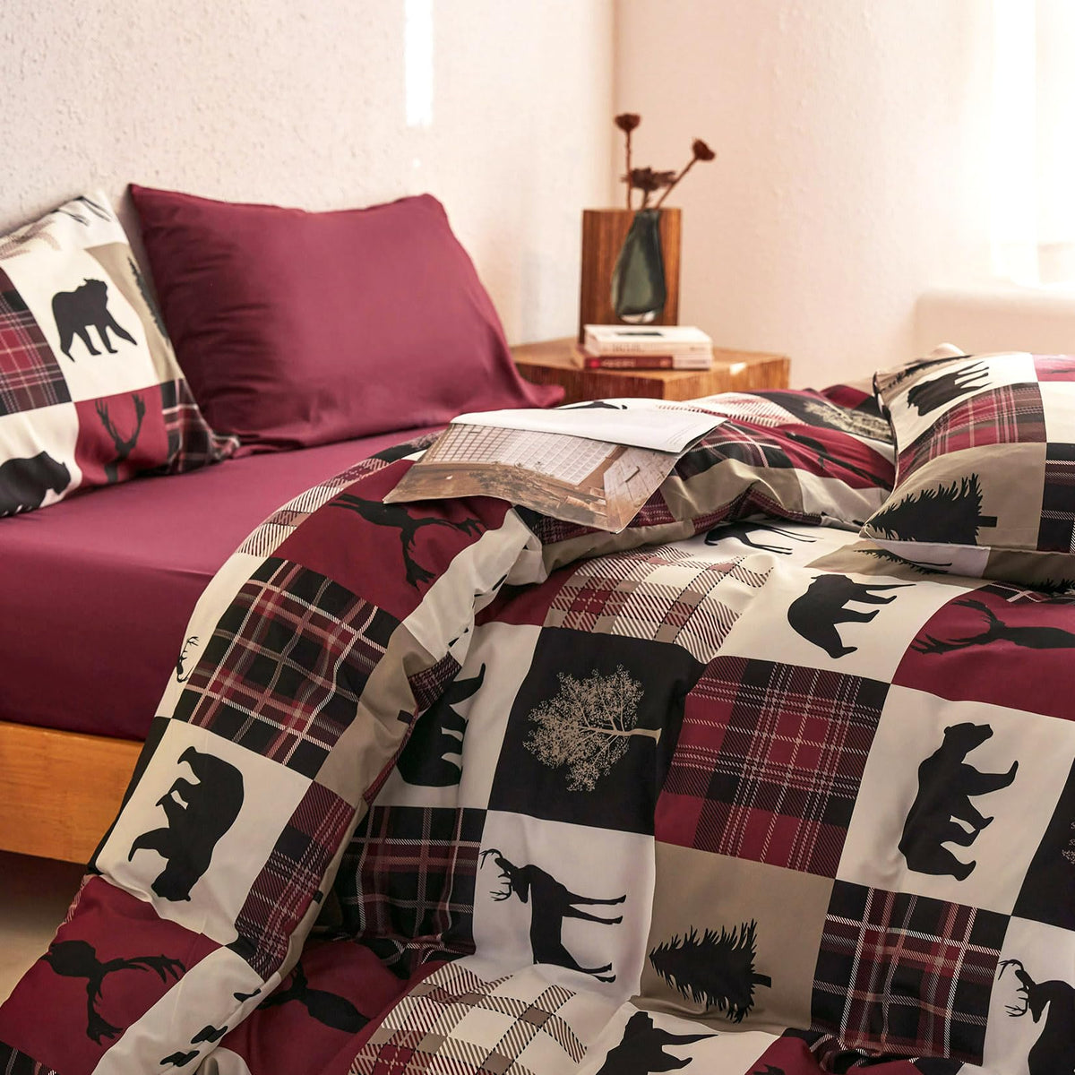 Wake In Cloud - Rustic Duvet Cover Set, Camping Christmas Farmhouse Western Patchwork Plaid Holiday Lodge Cabin RV Outdoor Wildlife Theme Bedding, 3-Piece, Burgundy Black, Queen Size 🍁 All In One Marketplace Canada