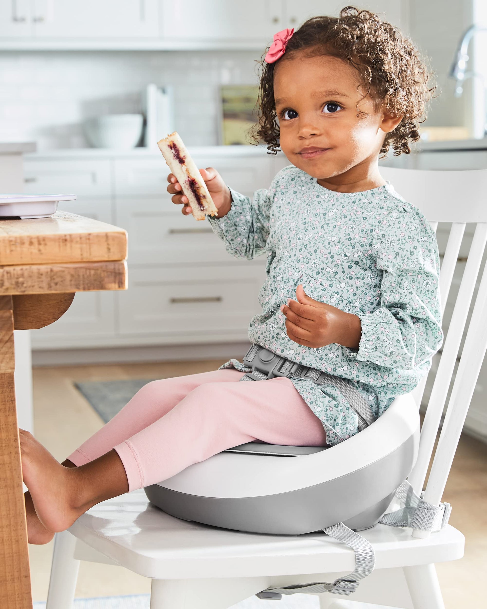 Skip Hop Booster Seat for Dining Table, Sleek Seat Booster, Grey/White Skip Hop