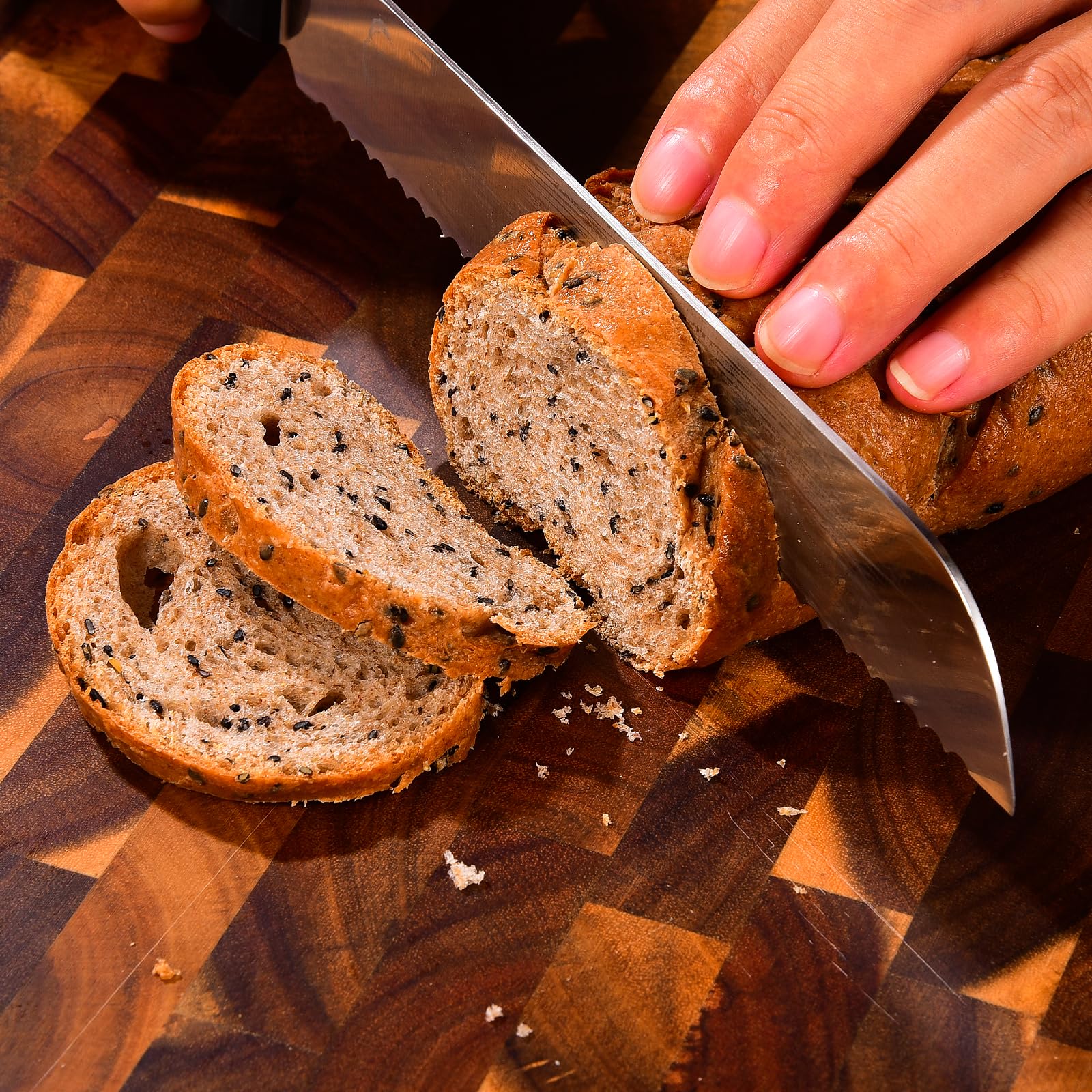 Bread Knife, Serrated 8 inch Bread Knifes for Homemade Bread Sourdough, Blade Razor Sharp and Wavy Edge from Professional Stainless Steel Omesata - Available at All In One Marketplace Canada